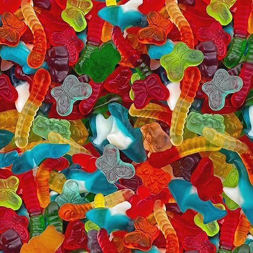 Gummy Candy Mix | 2-Pound Bag | Chewy Gummies for Candy Buffets, Goodie Bags, Dessert Decorating | Blue Sharks, Gummi Bears, Worms & Butterflies |