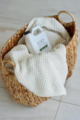 Zoey Naturals - Baby Laundry Detergent, Free & Clean - Hypoallergenic Plant-Based Liquid for Sensitive Skin - Sulfate, Dye & Fragrance Free