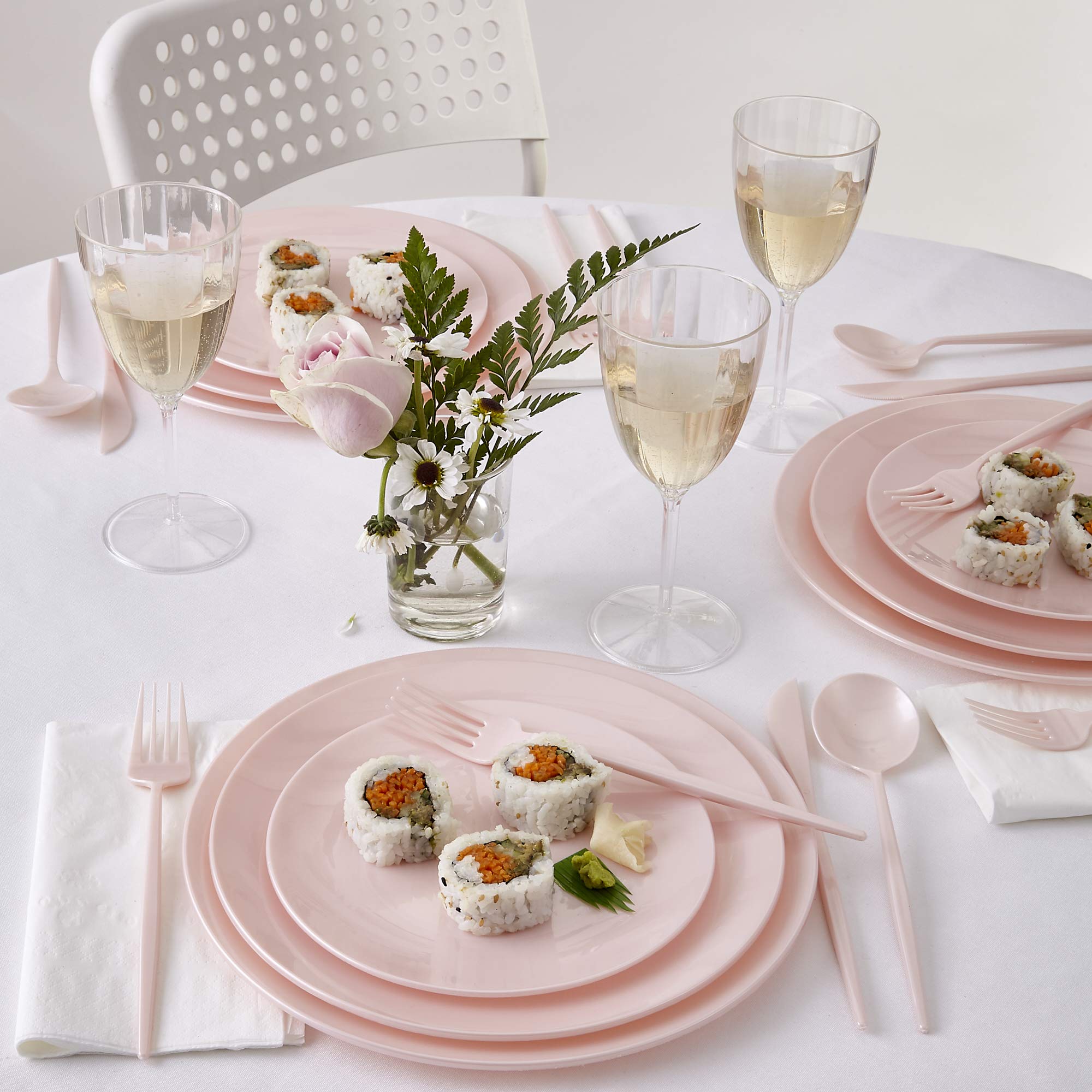 SILVER SPOONS Modern Design Disposable Plastic Dinner Plates for Party (10 PC) Heavy Duty Disposable Dinner Set 10.25”, Fine China Look Plastic