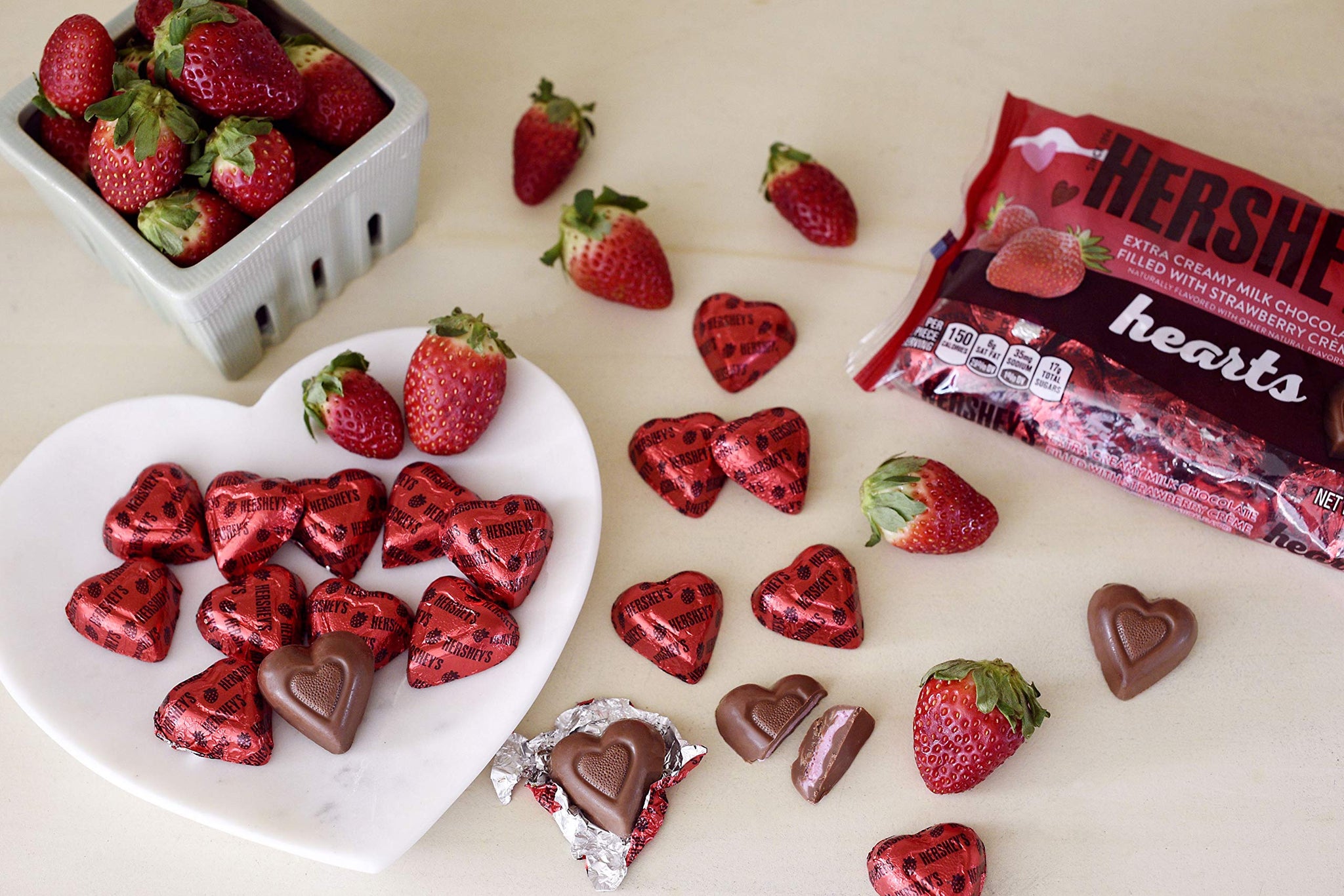 HERSHEY'S Milk Chocolate Filled with Strawberry Flavored Crème Hearts Candy, Valentine's Day Candy, 10 Oz. Bag