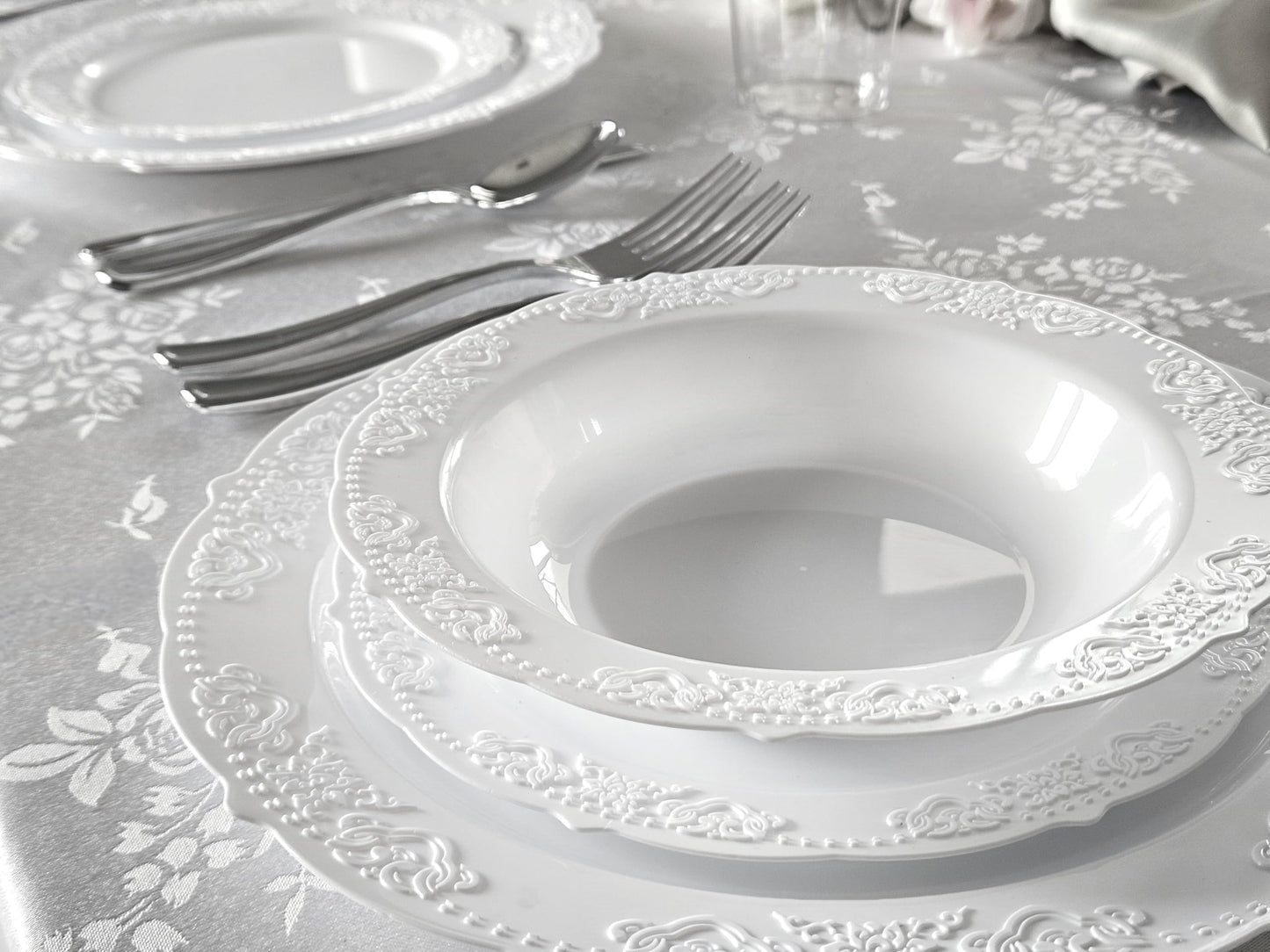 " OCCASIONS " 40 Plates Pack, Vintage Party Disposable Wedding Party Plastic Plates (7.5'' Appetizer/Dessert Plate, Portofino in White)