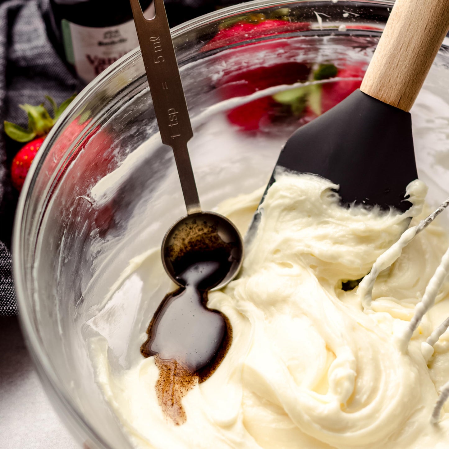 Rodelle Vanilla Bean Paste, Madagascar Bourbon for Baking, Gluten Free, 4 Fl Oz.