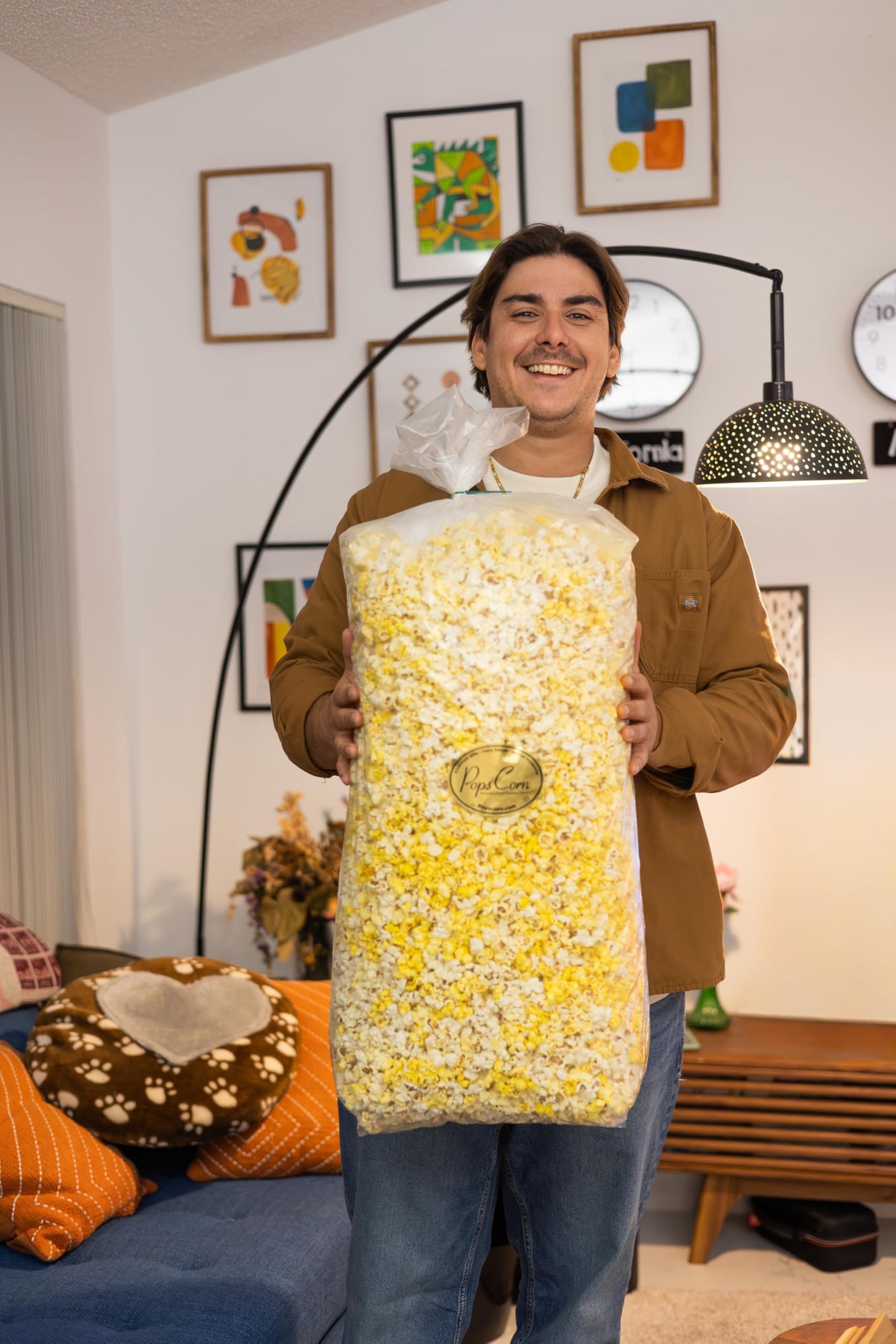 Fresh Gourmet Popcorn Bulk Bag - 5.6 lbs (90 oz / 300 Cups) Movie Theater Style Butter Flavor, XL Party & Event Popcorn for Buffets, Bars, and Favors