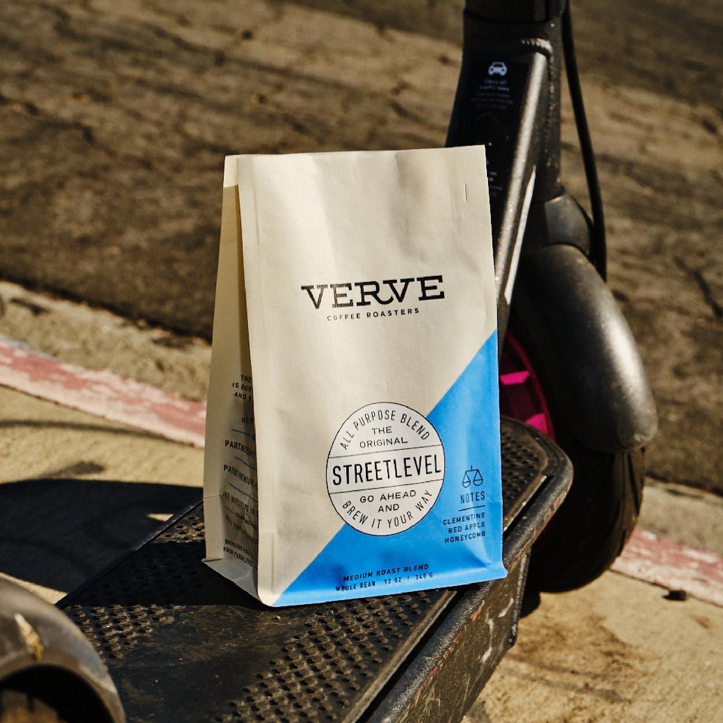 Verve Coffee Roasters | Streetlevel Whole Bean Coffee | Flagship Latin American Espresso Blend | Clementine, Red Apple & Honeycomb | Washed Process