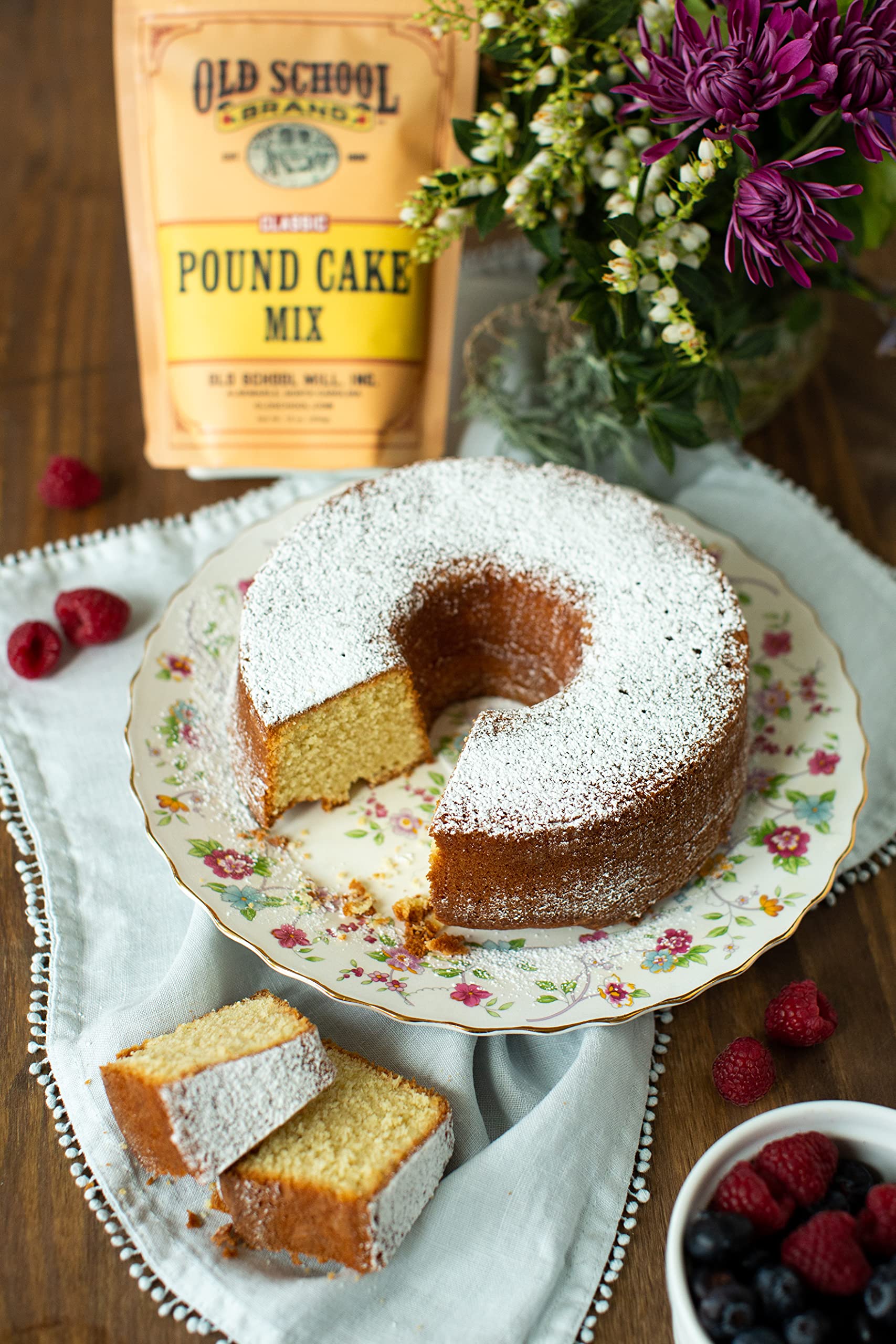 Old School Brand™ Classic Pound Cake Mix, 16 Ounces | Old-Fashioned Homestyle Baking Mix | Just Add Butter, Eggs, & Milk | Makes a Moist & Flavorful 16 oz. Pound Cake