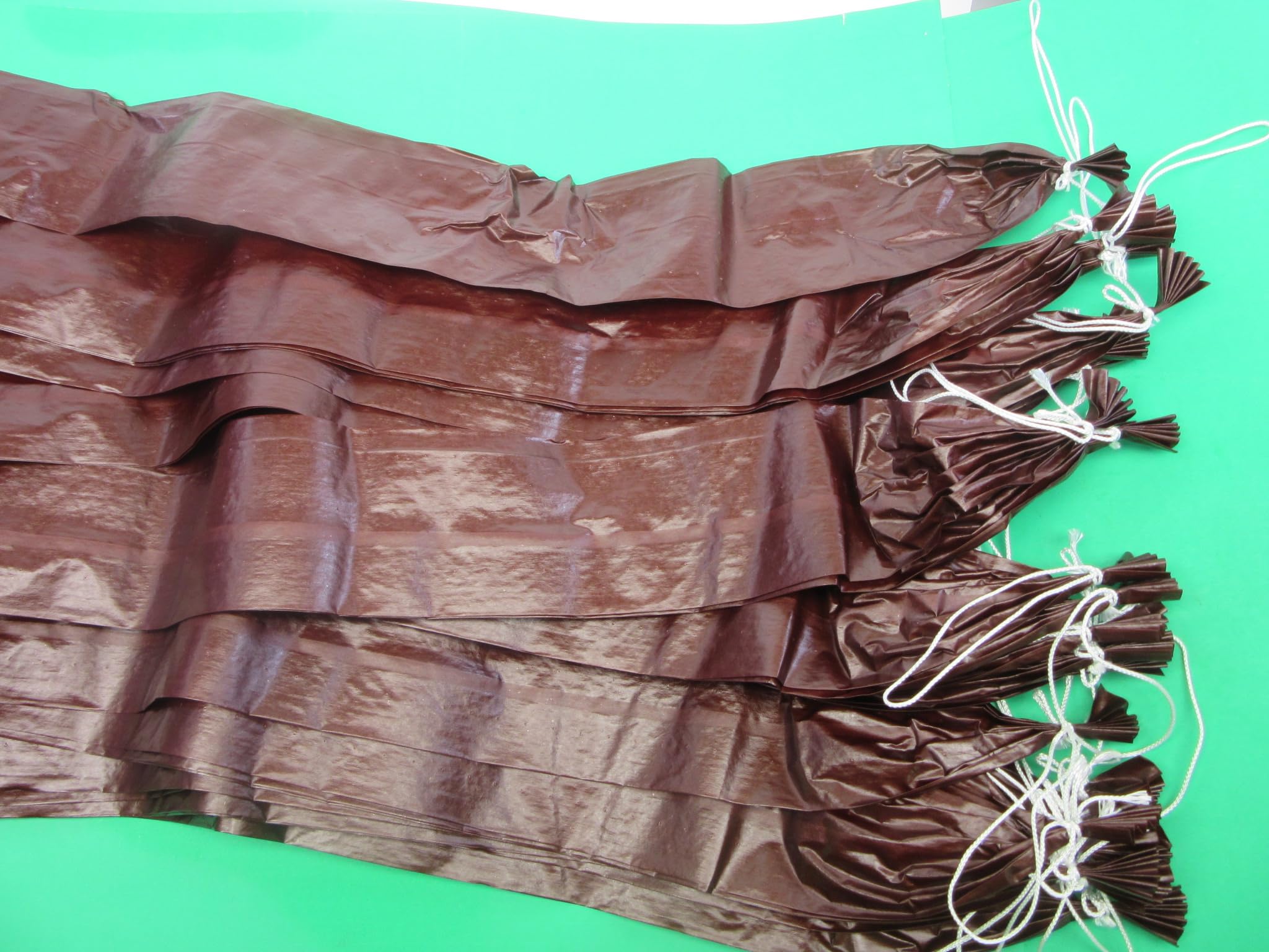 3-LB Capacity Each fresh fibrous casings. 25) EXTRA LONG 20" x 2 1/2" summer sausage casings. 3 lb capacity each. Enough for 75 lbs of sausage. 25)