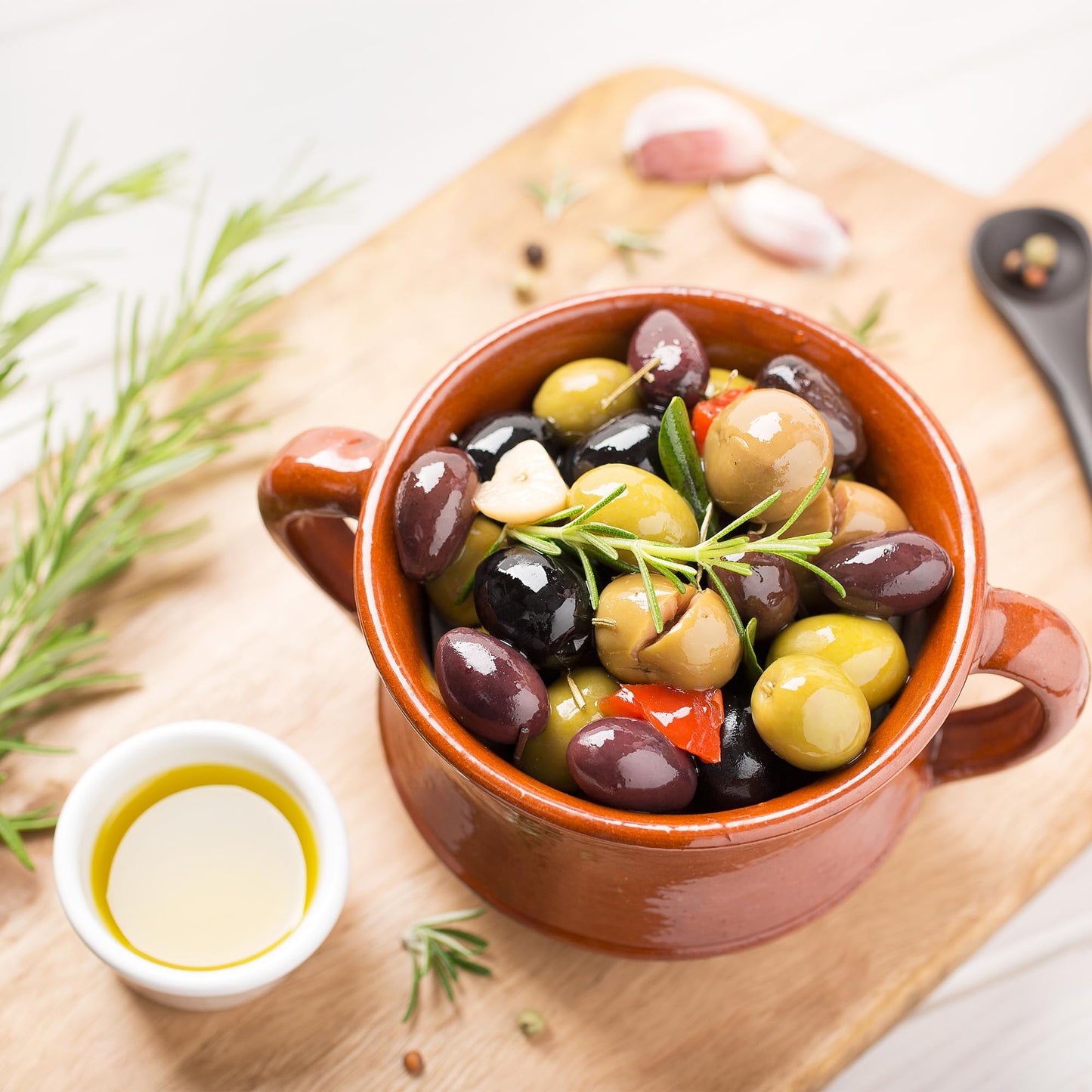 Premium Mixed Olives from Israel - 19 oz Canned Olives for Salads, Pizzas, Appetizers & Mediterranean Dishes, No Preservatives