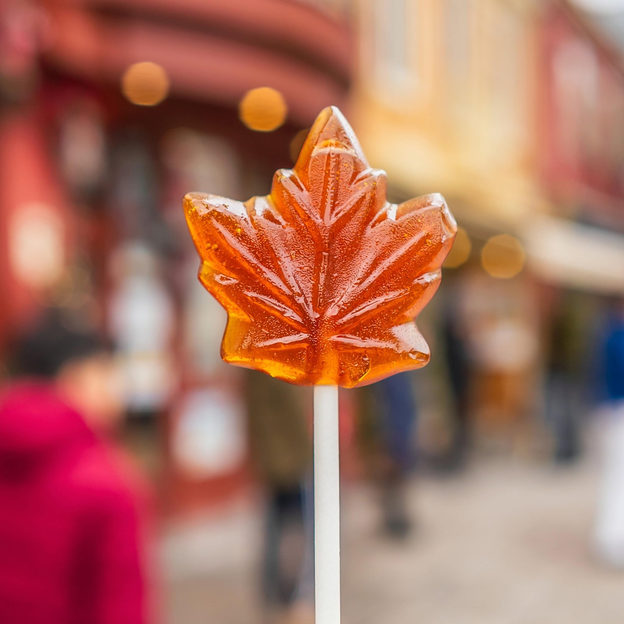 Yupik Maple Leaf Hard Candies With Pure Maple Syrup, 2.2 lb (35.2 oz), Individually Wrapped, Made in Canada, Authentic Flavor, Sweet Candy, Delicious