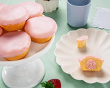 Katz Gluten Free Creme Filled Strawberry Cupcakes. Free of Dairy, Peanuts, Tree Nuts, and Sesame. Kosher, 7oz (1Pk)