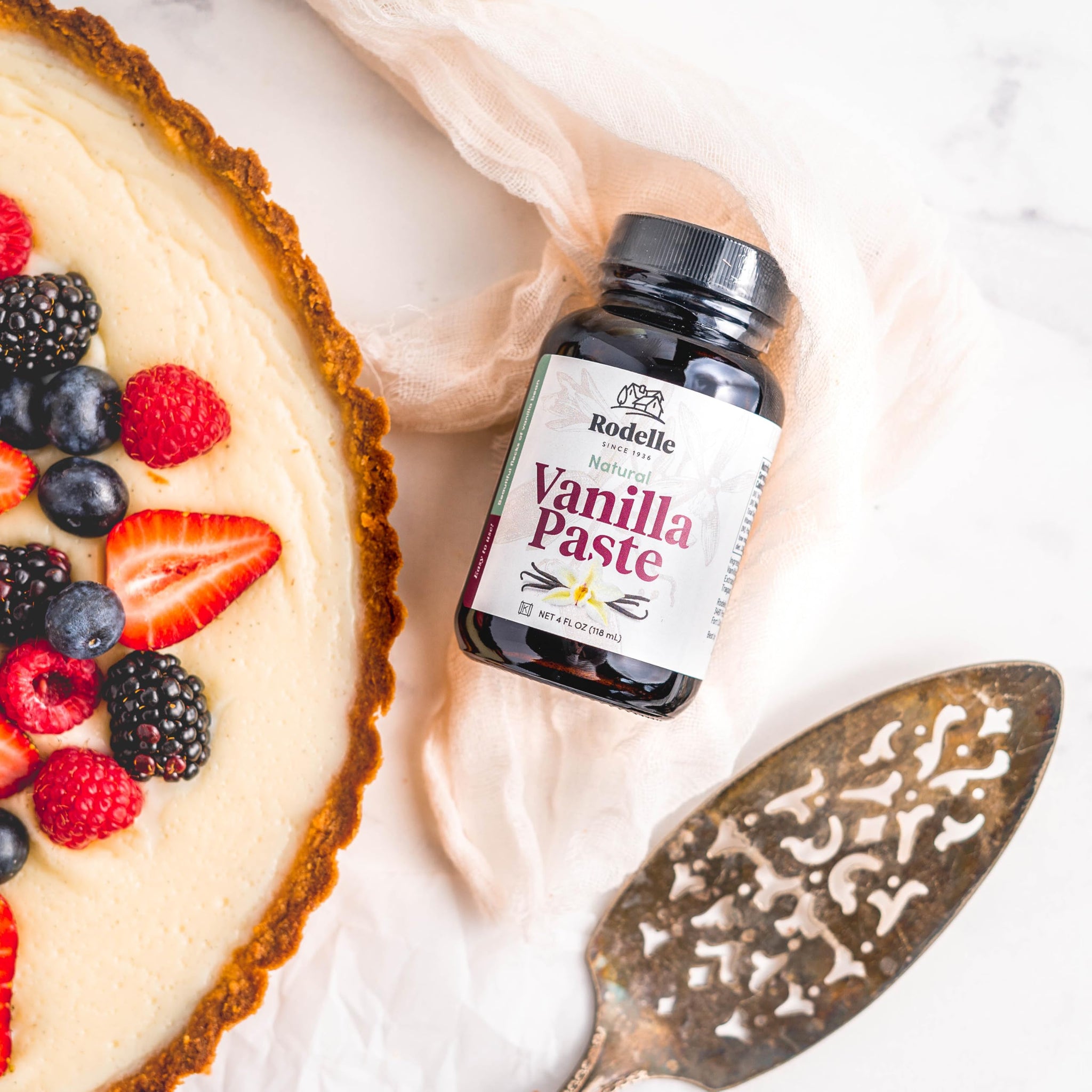 Rodelle Vanilla Bean Paste, Madagascar Bourbon for Baking, Gluten Free, 4 Fl Oz.