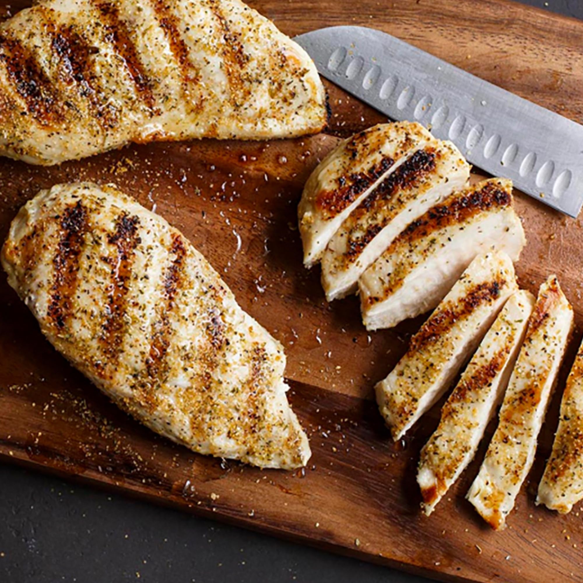 McCormick Grill Mates Montreal Chicken Seasoning, 23 oz - One 23 Ounce Container of Montreal Chicken Seasoning with Blend of Garlic, Onion, Black