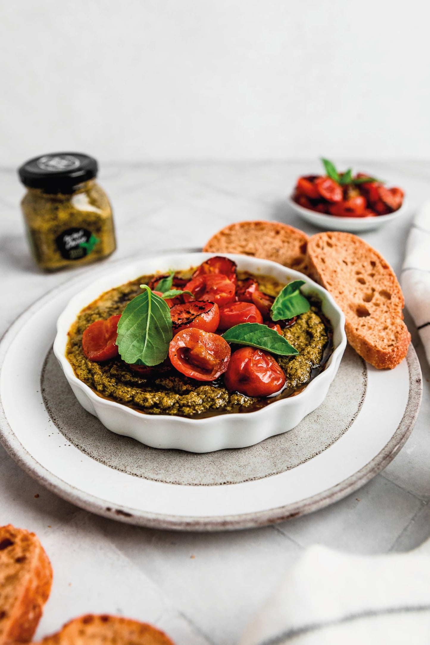 Perfect Choice Pesto Variety Pack - Gourmet Basil, Rosso & Creamy Flavored Pesto Sauce Set, Non-GMO Ingredients, Ready-to-Use Pasta Sauce, Versatile
