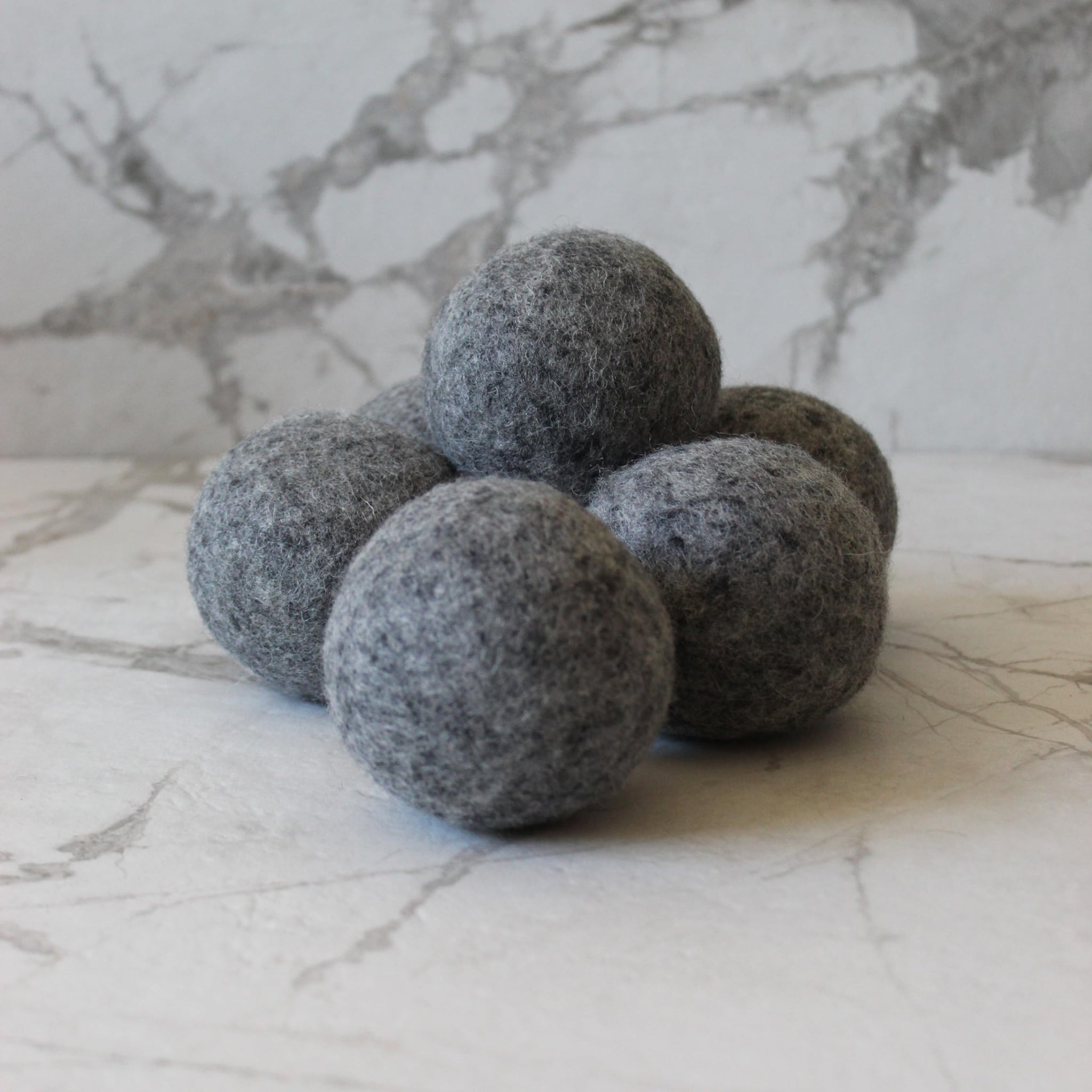 Murchison-Hume Wool Dryer Balls - 100% New Zealand Wool, Natural Fabric Softener, Reduces Drying Time, Eco-Friendly & Reusable - Set of 6
