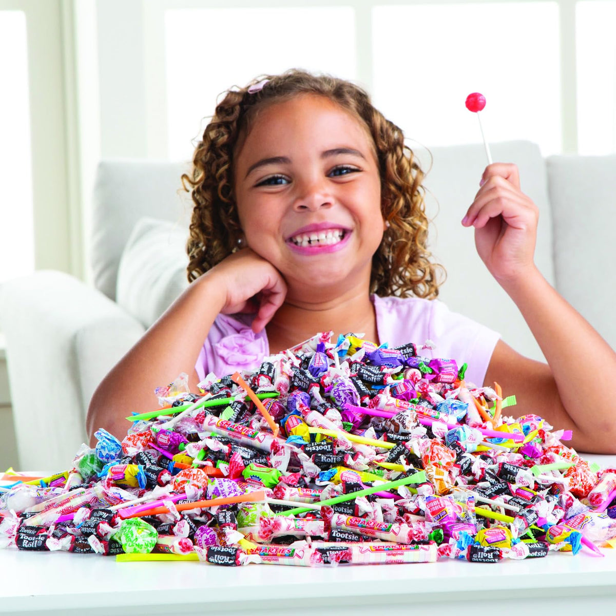Fun Express Bulk Candy Variety Packs, 4 LB, 500 Pcs
