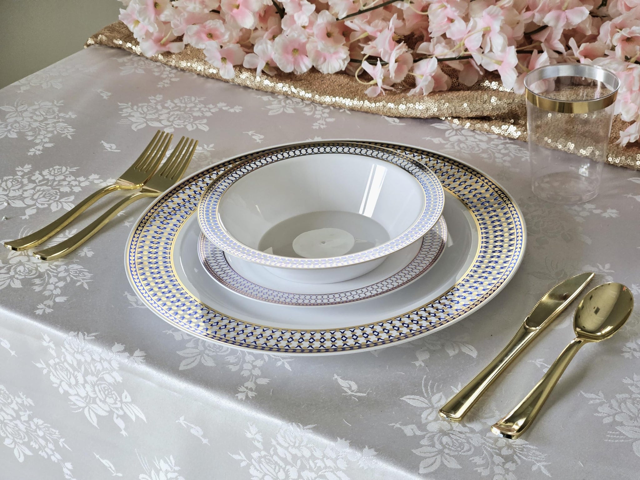 " OCCASIONS " 120 Plates Pack, Heavyweight Disposable Wedding Party Plastic Plates (10.5'' Dinner Plate, Odyssey in White/Blue & Gold)