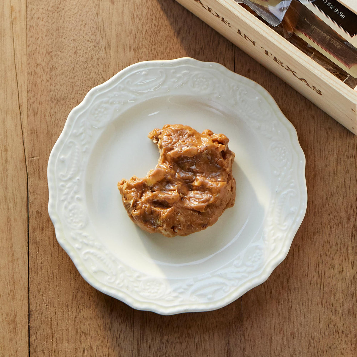 Goode's Praline Delight in a Wooden Box (ASSORTED)