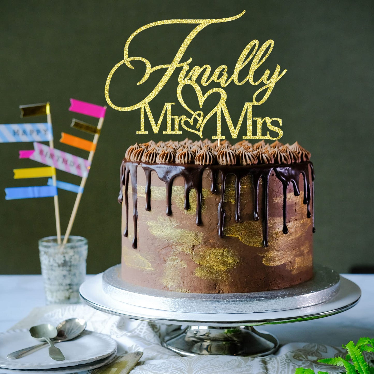 Finally Mr & Mrs Cake Topper,Wedding Anniversary Bridal Shower Party Decorations,Romantic Wedding Party Decorative Cake Toppers (golden)