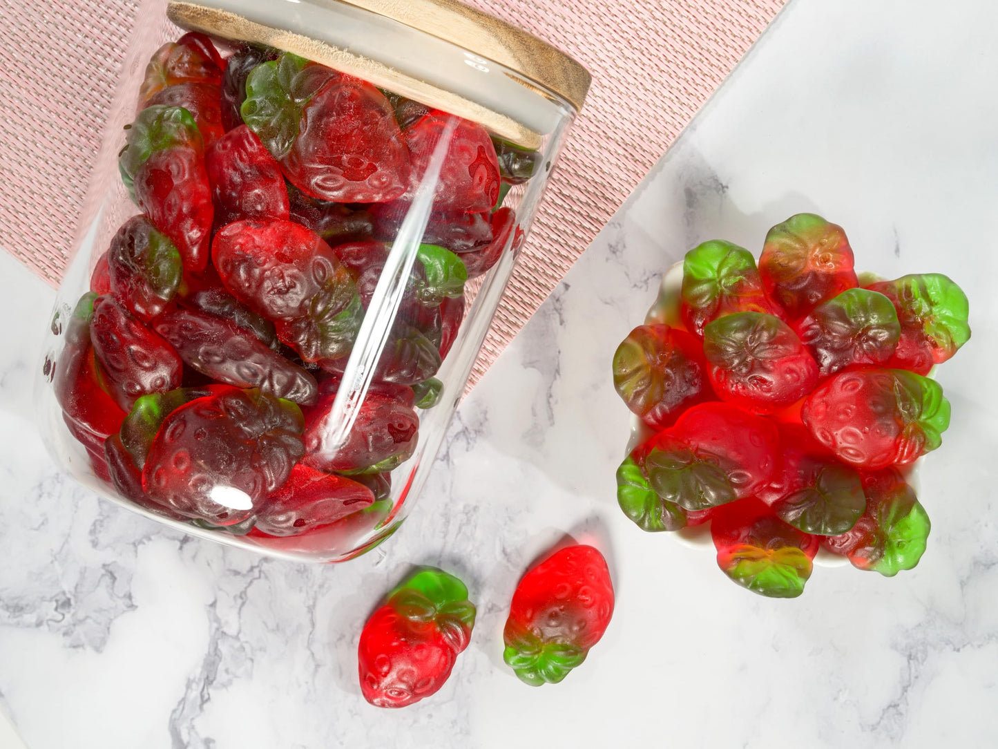 Smarty Stop Gummy Collections (Strawberries, 2 Pound (Pack of 1))