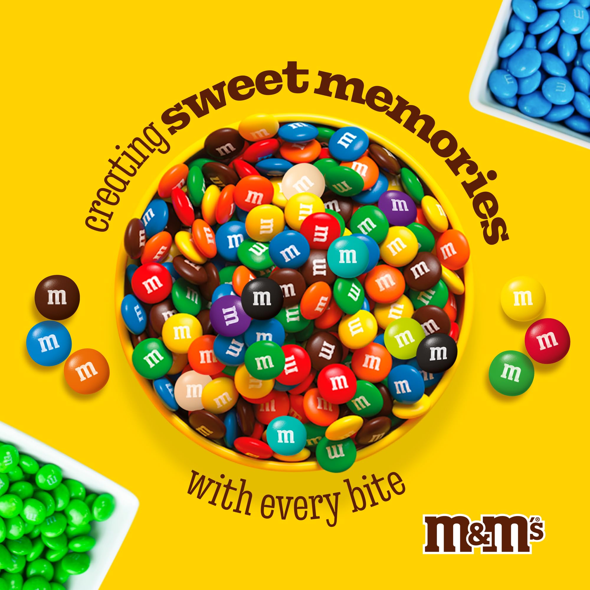 M&M’S WORLD Electric Green Milk Chocolate Candy - 2lbs of Bulk Chocolate Candy in a Resealable Pack for Birthdays, Graduations, St. Patrick's Day