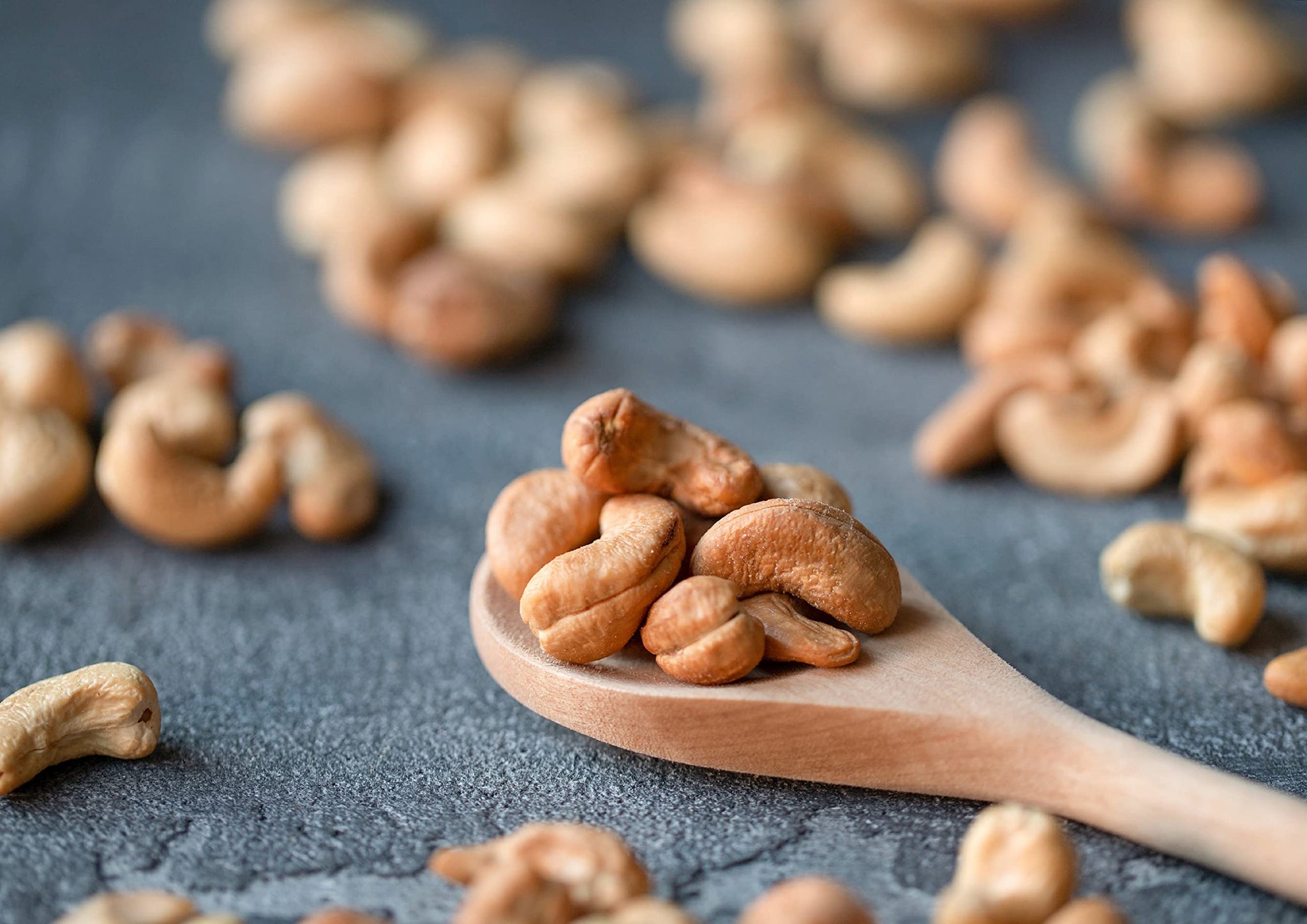 Food to Live Organic Dry Roasted Whole Cashews with Himalayan Salt, 1 Pound Non-GMO, Oven Roasted and Lightly Salted Nuts, No Oil Added, Vegan