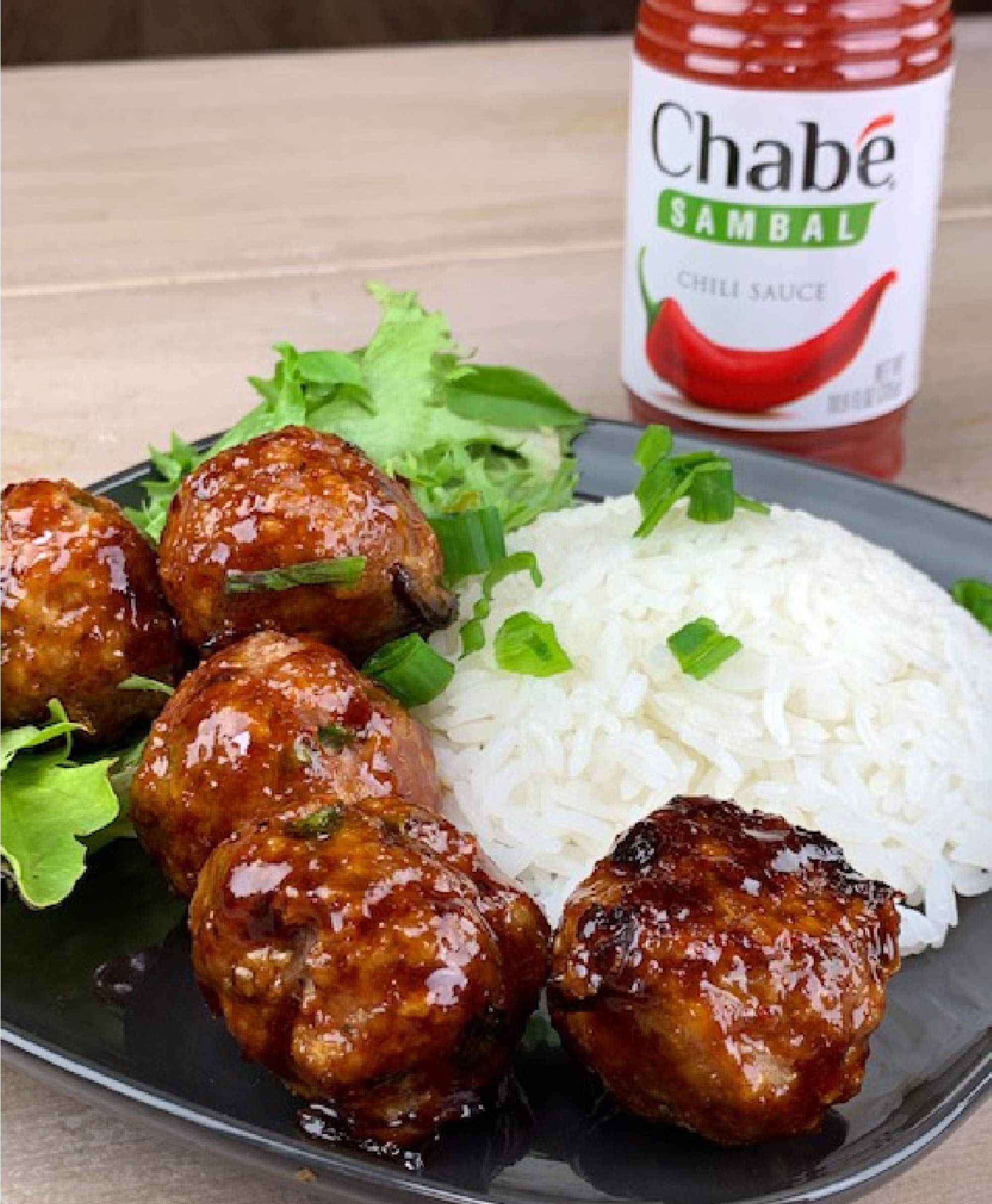 Chabé Sambal Chili Hot Sauce, 10.9 Oz (Pack of 2), Spicy Sriracha Style, No MSG, Gluten Free, Vegan, Made with Chili & Garlic, Halal