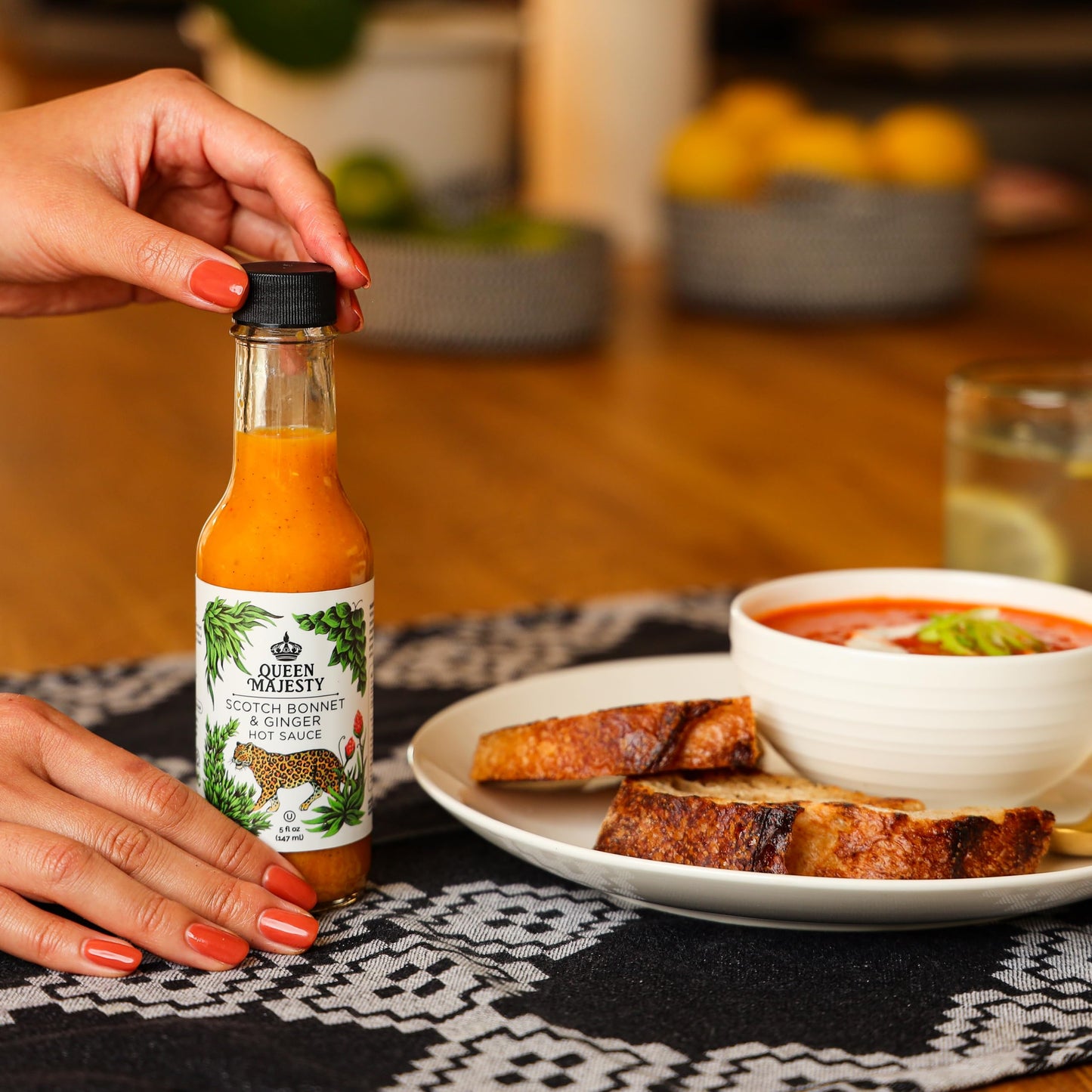 Queen Majesty Scotch Bonnet & Ginger Hot Sauce, 5 oz - All Natural Scotch Bonnet, Habanero, & Ginger Condiment - Vegan, Kosher, Gluten Free, non GMO