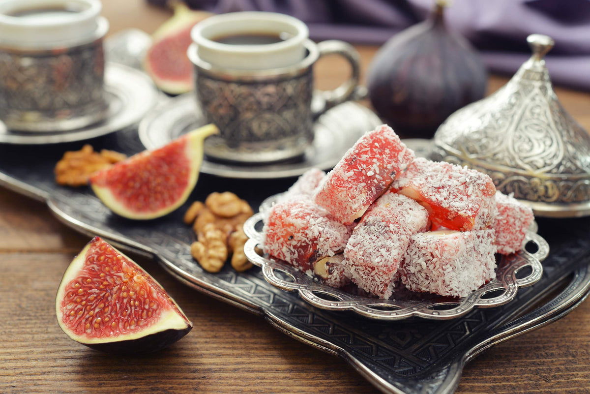 Cerez Pazari Turkish Delight In 4 Flavours, With Pistachio, Hazelnut & Walnut, Assorted Gourmet Lokum In Elegant Tin Gift Box, Sweet Traditional Soft