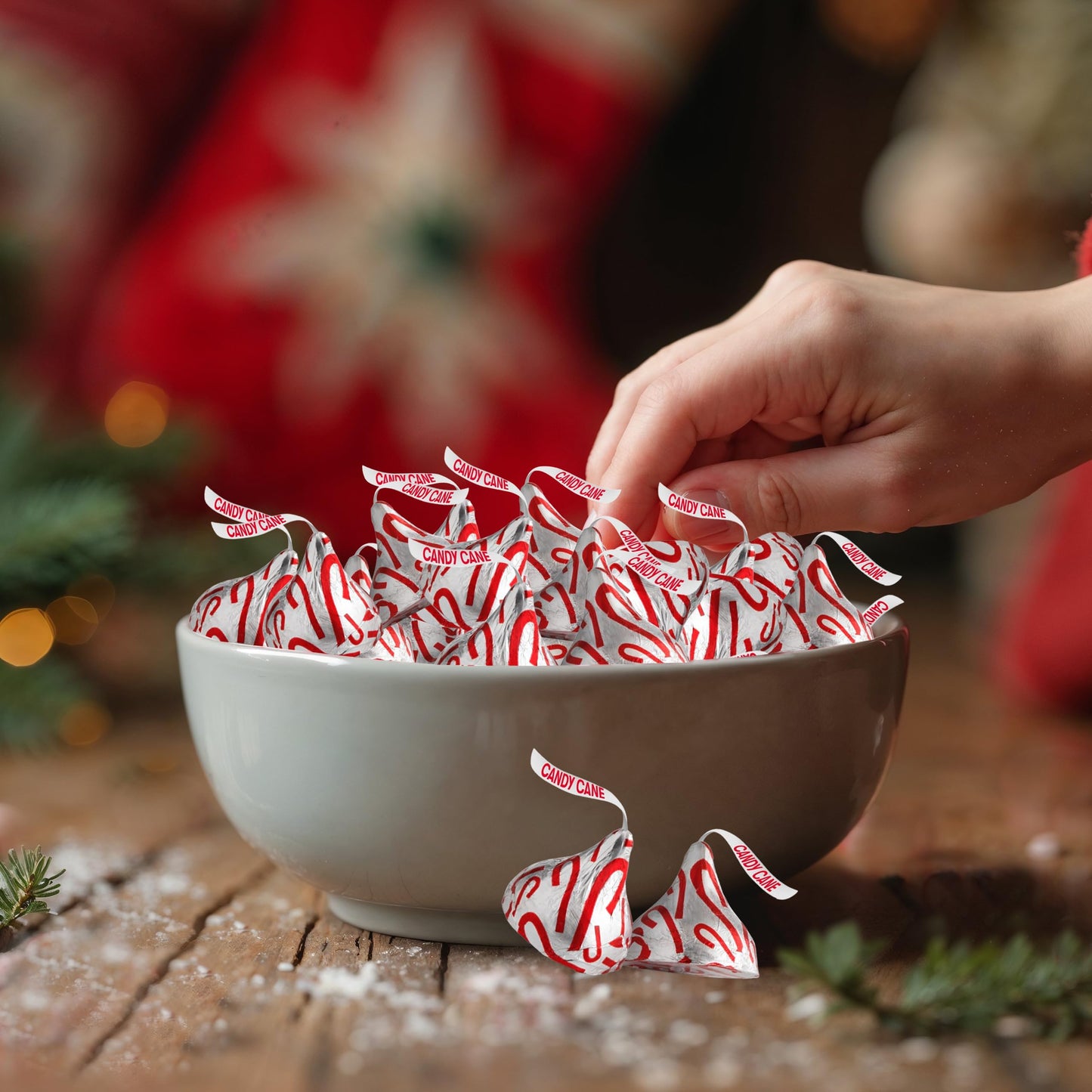 Christmas Hershey Candy Cane Kisses, 2 Lbs Bulk, Individually Wrapped Hershey Milk Chocolate Holiday Kisses with Candy Cane Bits, Stocking Stuffer
