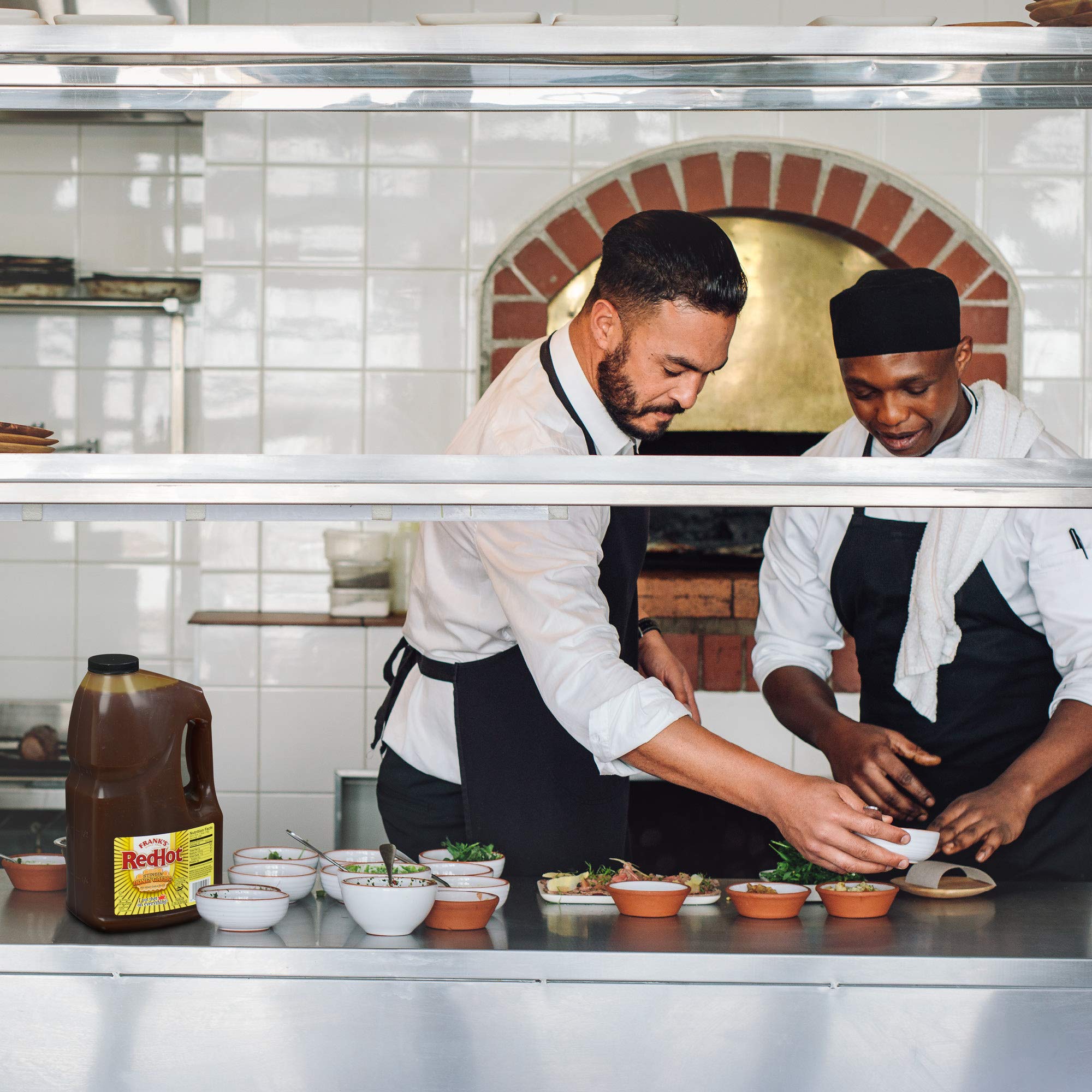 Frank's RedHot Stingin' Honey Garlic Sauce, 1 gal - One Gallon Bulk Container of Stingin' Honey Garlic Sauce for Entrees, Sides, Veggies, Wings, Bar