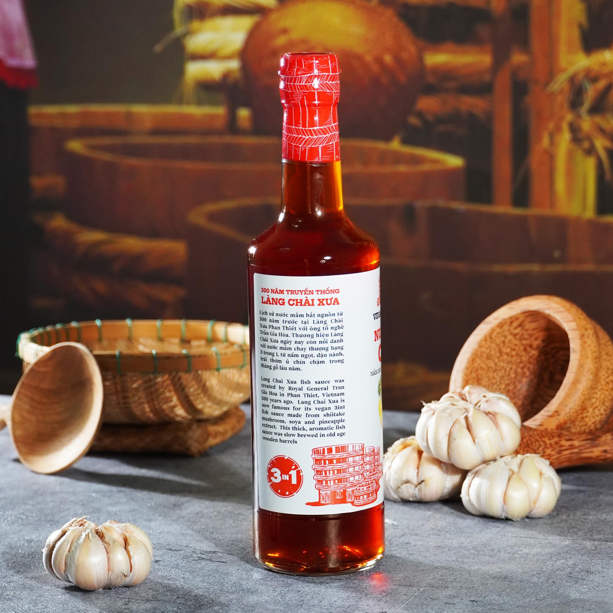 Làng Chài X?a Premium Vietnamese Vegan Fish Sauce - Authentic and Flavorful Marinades and Sauces for Grilling, Dipping, and Cooking (500ml)