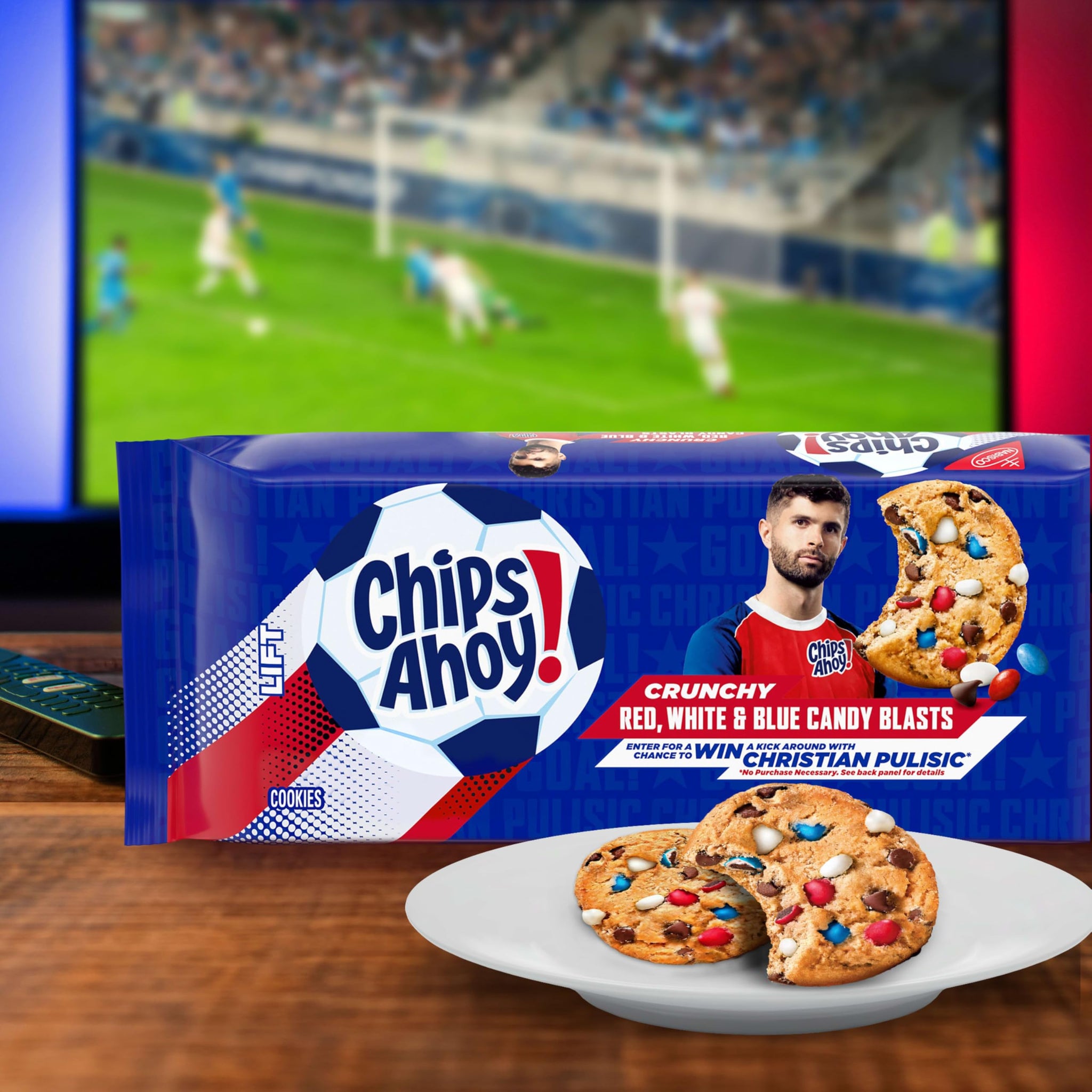 CHIPS AHOY! Crunchy Red, White, and Blue Candy Blasts Fudgy Chocolate Chip Cookies, Limited Edition, 9.5 oz