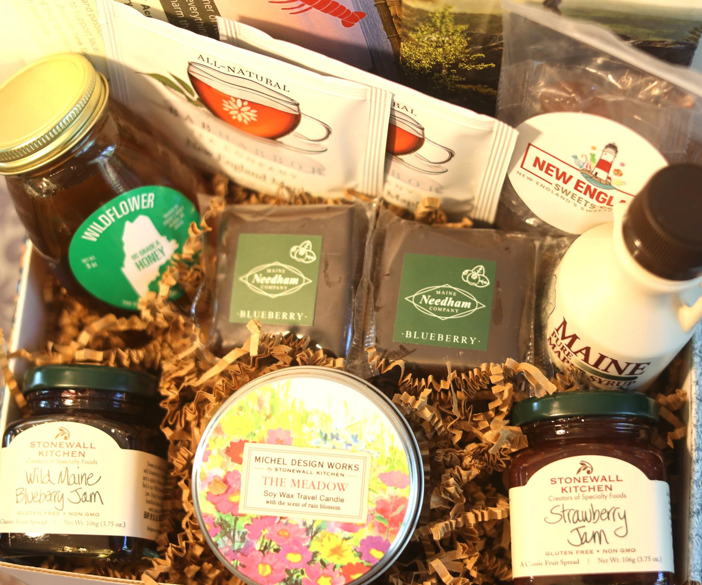 Maine Just Because Gift Box (Standard)