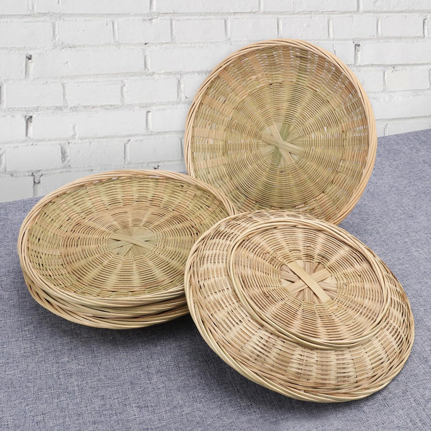 GNIEMCKIN 5 PCS 9.8 inch Bamboo Paper Plate Holder, Hand Weave wicker plate holders for Parties, Picnic, and Barbecue, Reusable.