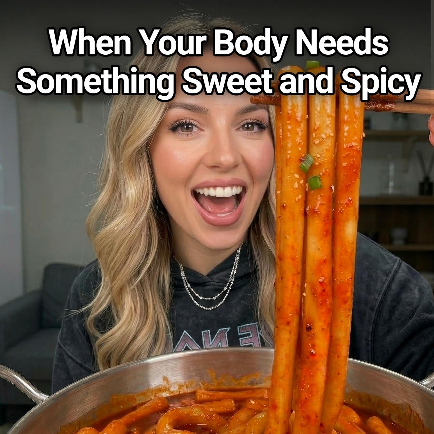 Nongshim Tteokbokki Style Noodles, Sweet and Spicy Sauce, Korean Instant Noodles, Wheat Stir Fry Style Noodles, Korean Street Food-Inspired Flavor