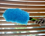 EVERSPROUT Flexible Microfiber Feather Duster | 17-inch Brush Head with Hand-Grip | Lightweight, Attracts Dust | Twists onto Standard Acme Threaded