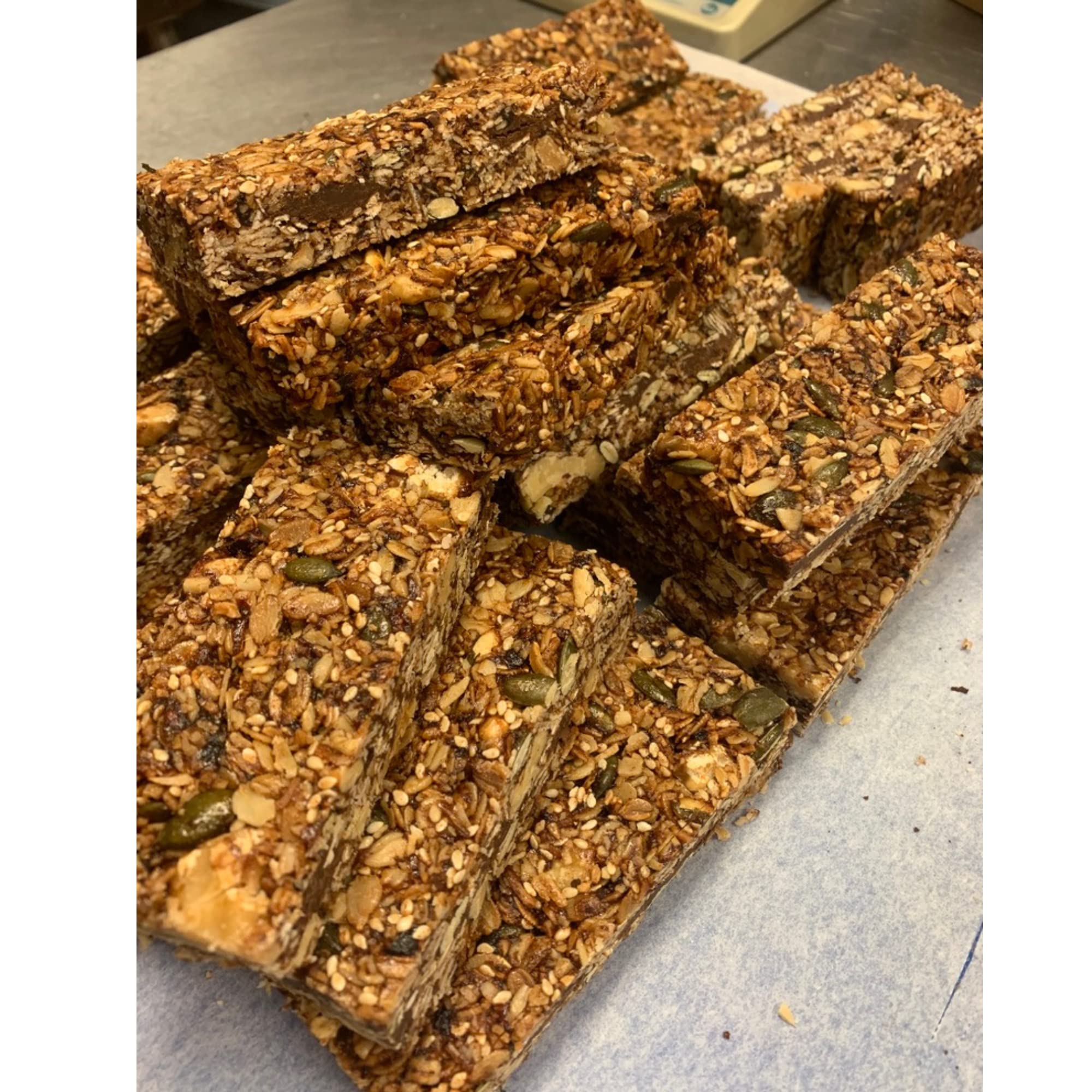 Bearclaw Kitchen Chocolate Hour Granola Bar | Dark Chocolate, Rye Flakes, Walnuts, Hint of Espresso | Simple Ingredients, Freshly Baked (2 Ounce)
