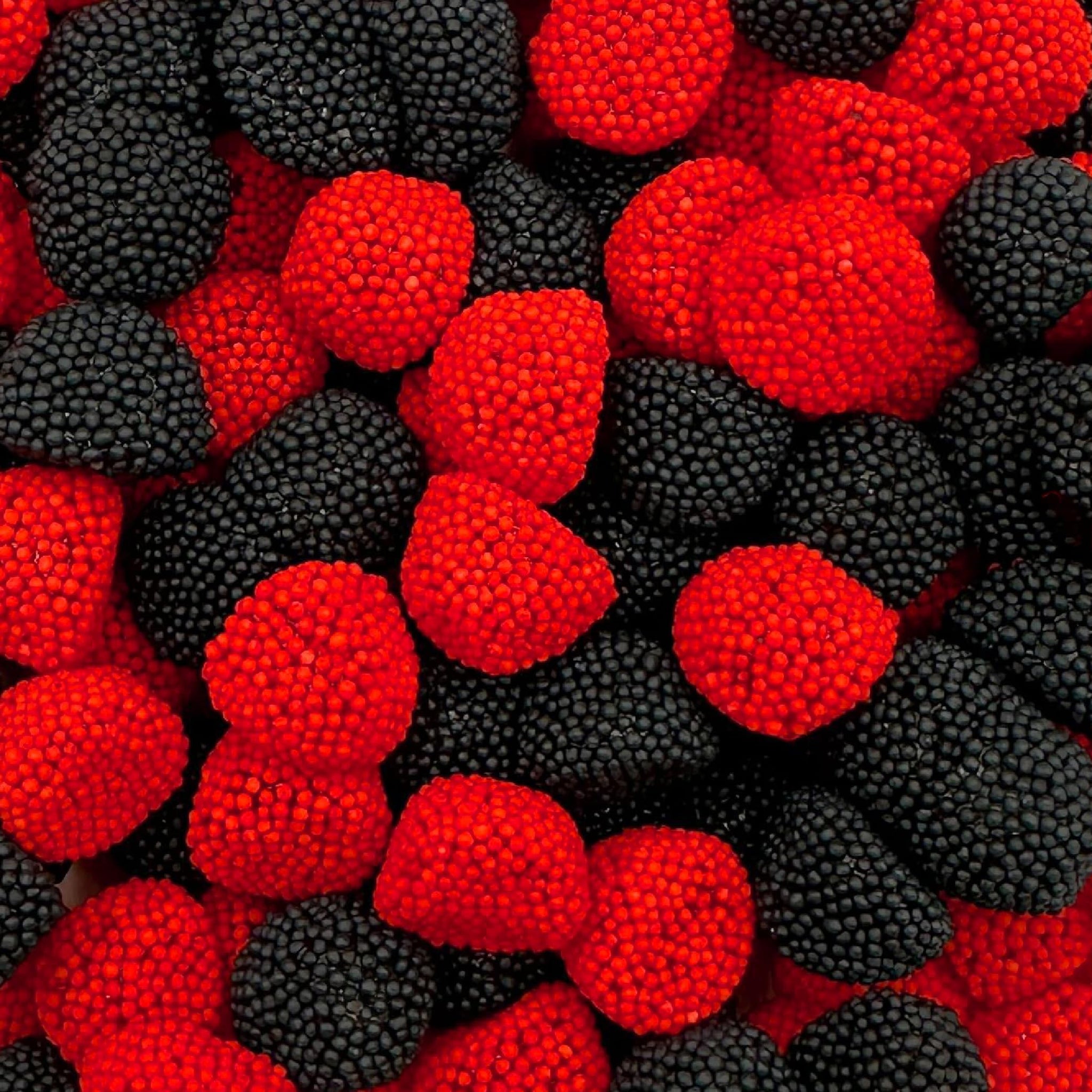 Berries Gummy Candy | 1-Pound Bag | Crunchy Raspberry and Blackberry Chews | Black & Red Candy for Parties, Buffets, and Treat Bags | Fun Crunchy