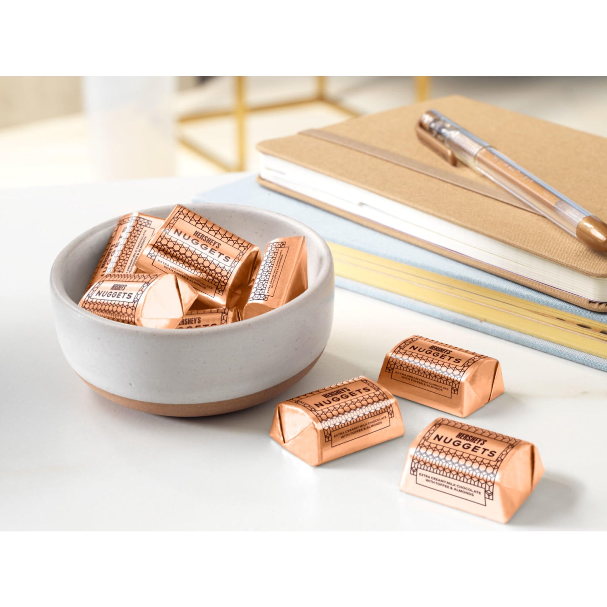 HERSHEY'S NUGGETS Milk Chocolate, Toffee and Almonds Candy Share Pack, 10.2 oz