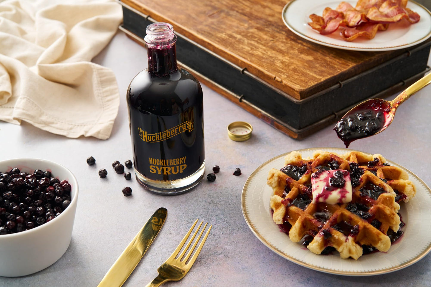 Huckleberry Syrup - Premium Breakfast made with real wild huckleberries & blueberries - Perfect Holiday Gift for Foodies, Chefs & Breakfast Lovers