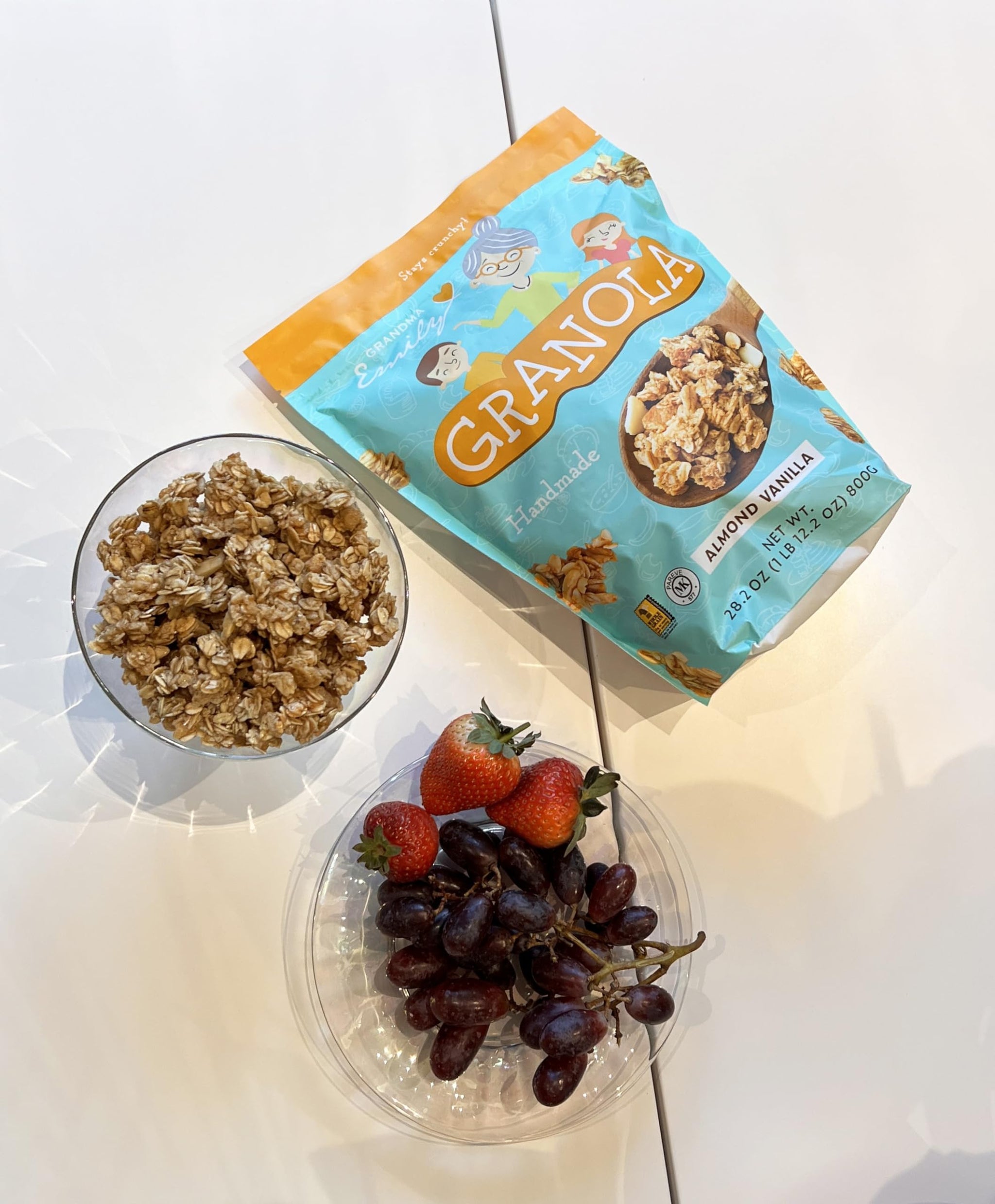 Grandma Emily Almond Vanilla Super Crunch Granola Cereal - 28 oz, Oats, Brown Sugar, Almonds, Puffed Rice