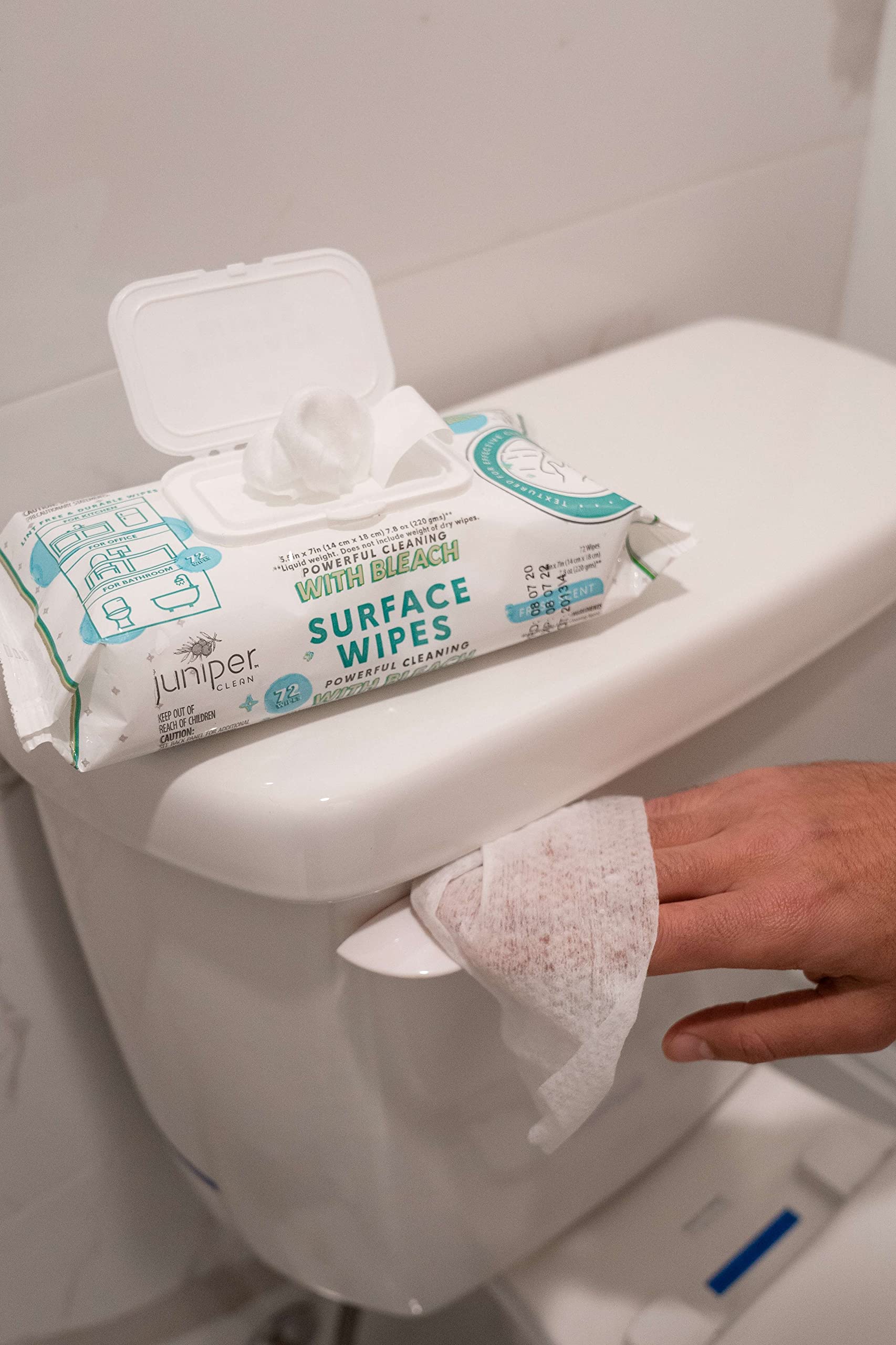 Juniper CLEAN 24 Pack Surface Cleaning Wipes with Bleach, All-Purpose Cleaner for Bathroom, Kitchen, Office, 1728 Count Soft Flow, Fresh Scent, Lint