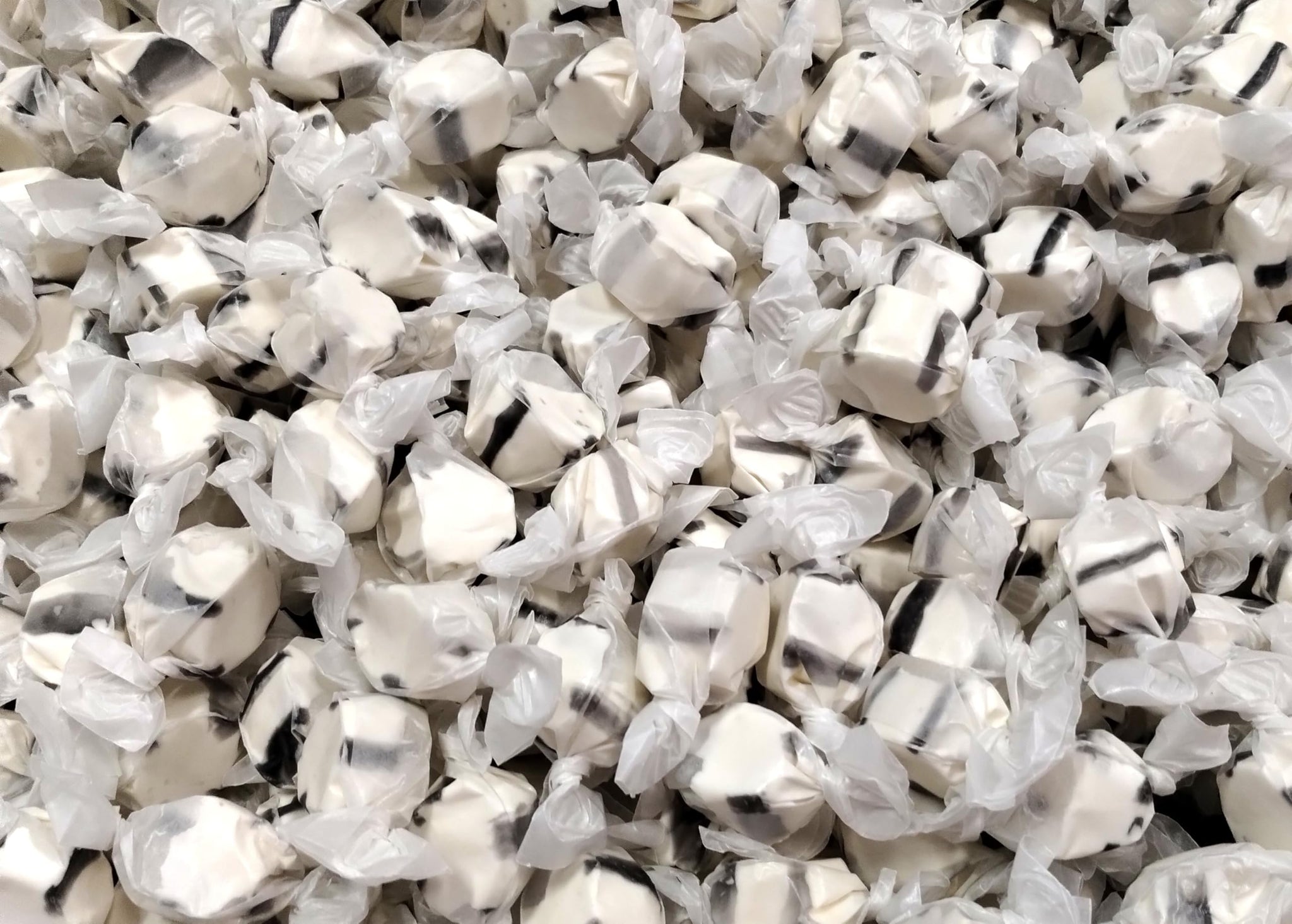 Black Licorice Salt Water Taffy, Soft Chewy Candy, Classic Anise Flavor, 1.5 lbs of Individually Wrapped Bulk Old Fashioned Boardwalk Treat