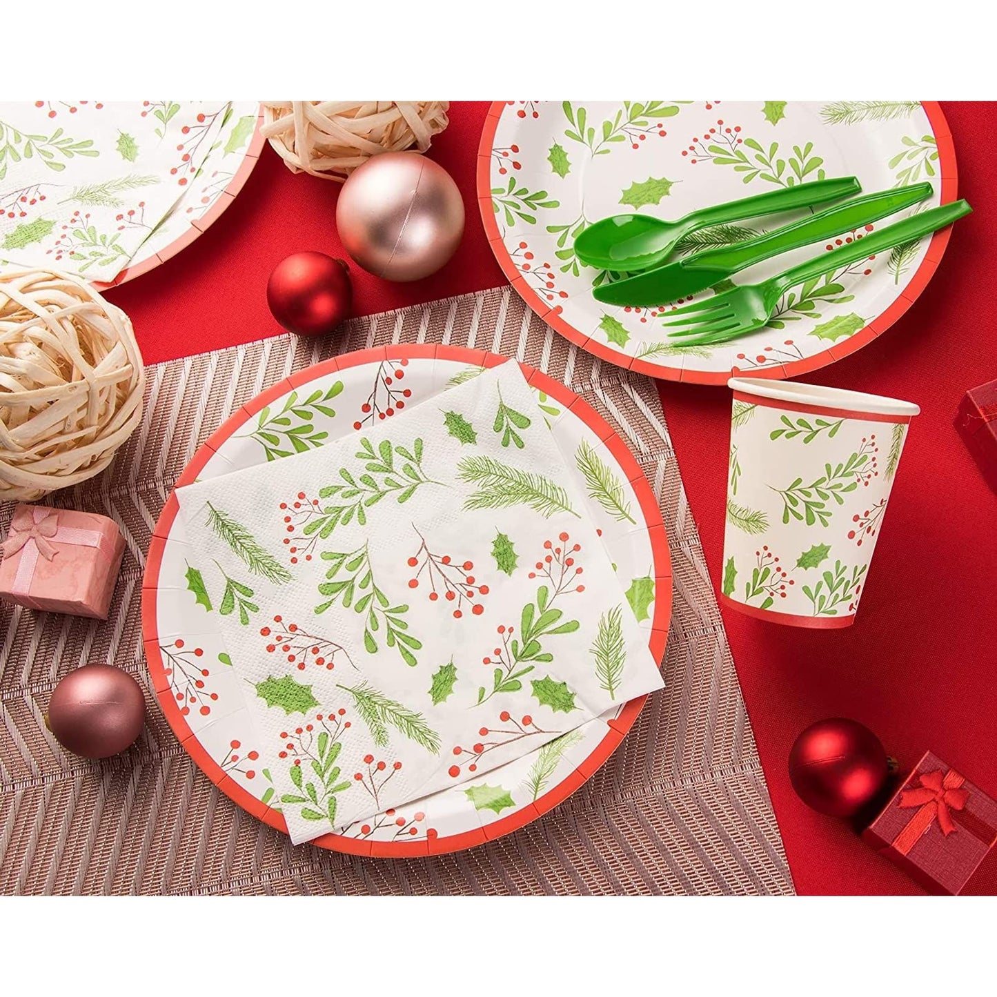Juvale 80-Pack Holly Berries Christmas Paper Plates - 9 Inches Decorative Paper Plates, Christmas Decorations for Holiday Parties & Family Gatherings