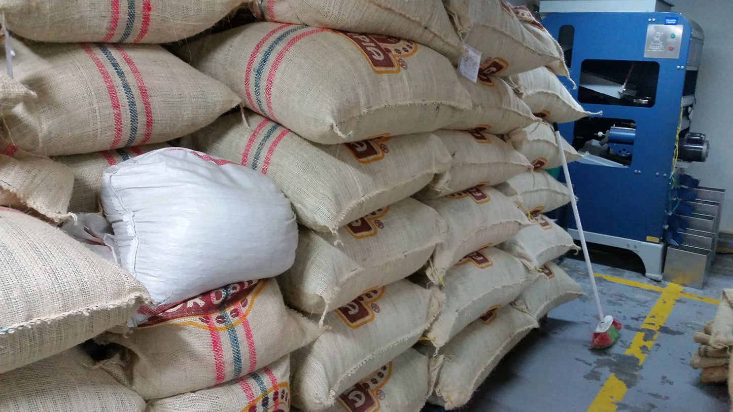 Unroasted Coffee Beans Single Origin Colombian Fram Los Pirineos (5 Lb)