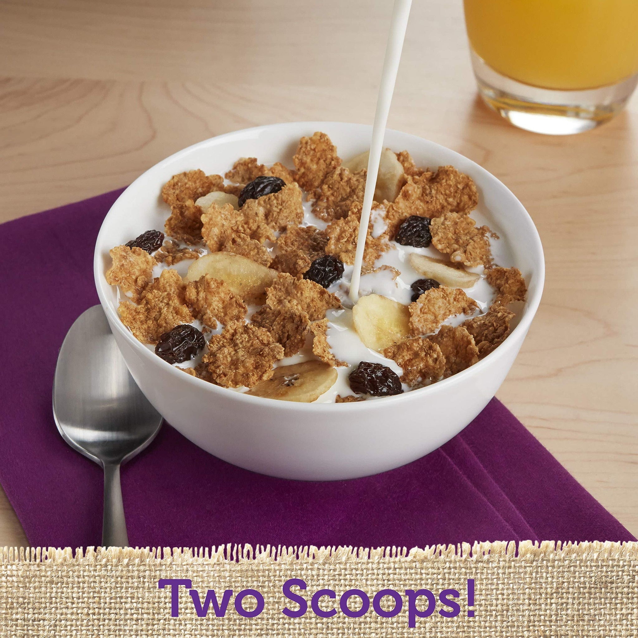 Kellogg's Raisin Bran Breakfast Cereal, Fiber Cereal, Made with Real Fruit, Original with Bananas, 15.9oz Box (1 Box)