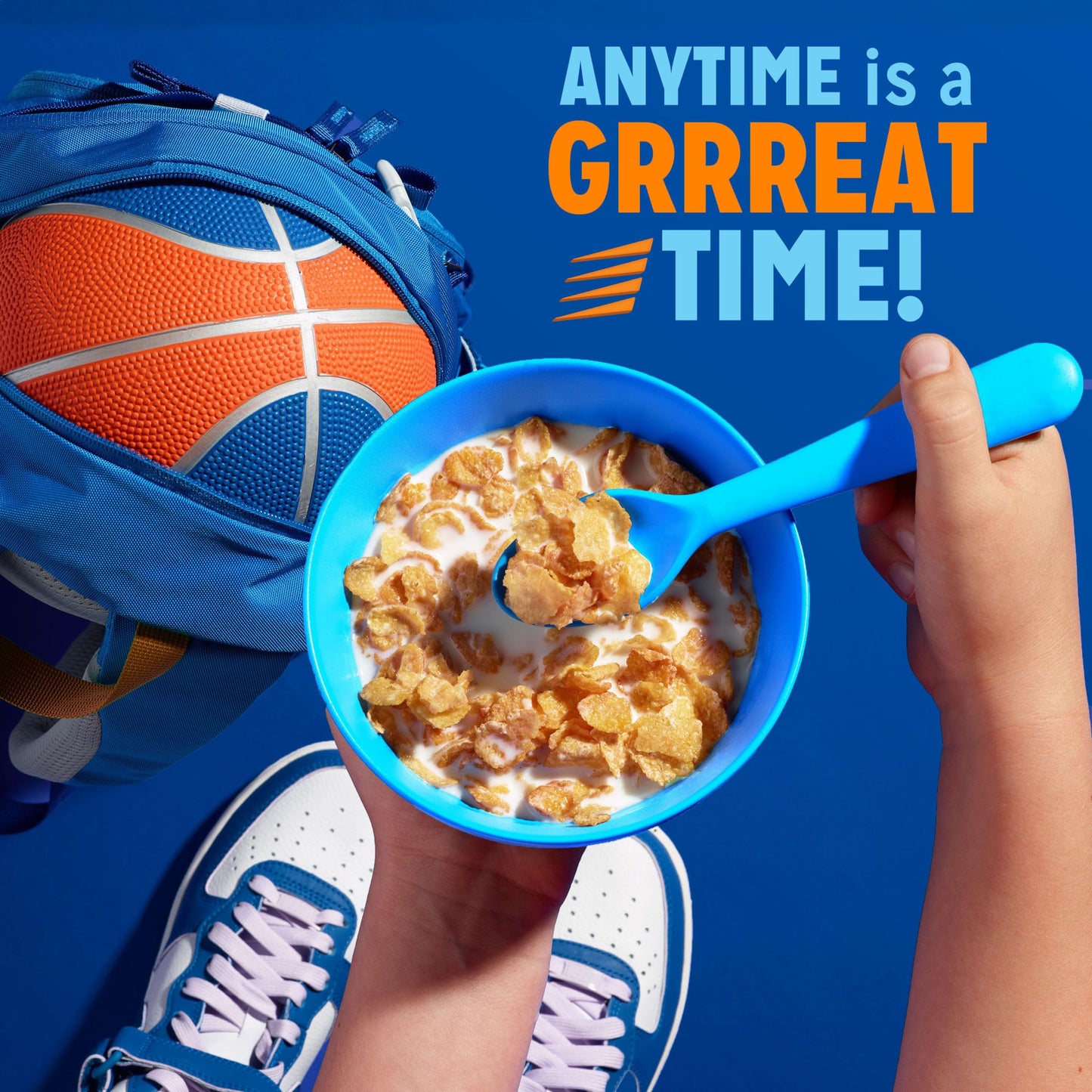 Kellogg's Frosted Flakes Cold Breakfast Cereal, 8 Vitamins and Minerals, Kids Snacks, Original, 39.5oz Bag (1 Bag)