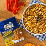 Blue Dragon Garlic & Black Pepper Saucy Noodles - 4.25oz (Pack of 6) - Knife Cut Air Dried Noodles w/Garlic & Black Pepper Sauce & Spring Onion