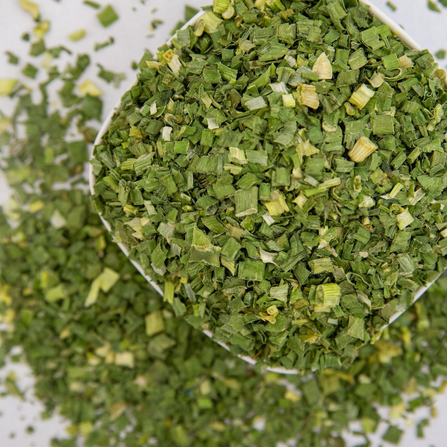 1 lb Chives Dried - Bulk Ideal for Cooking and Seasoning - Cebollin Leaves, 16 oz Chives Dehydrated - Despensa Colombiana