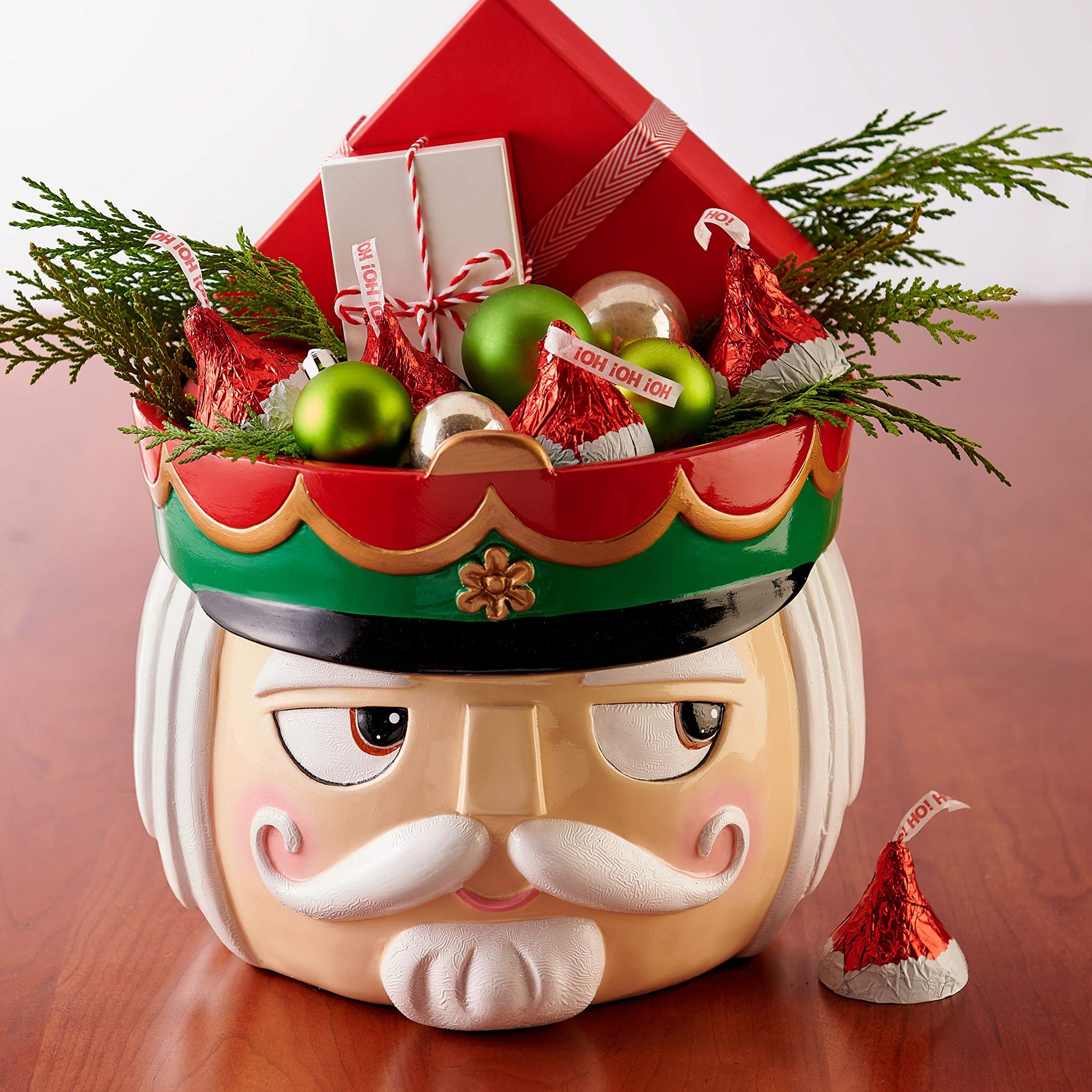 Hershey's Kisses Holiday Milk in Santa Hat Foils, Chocolate, 11 Ounce