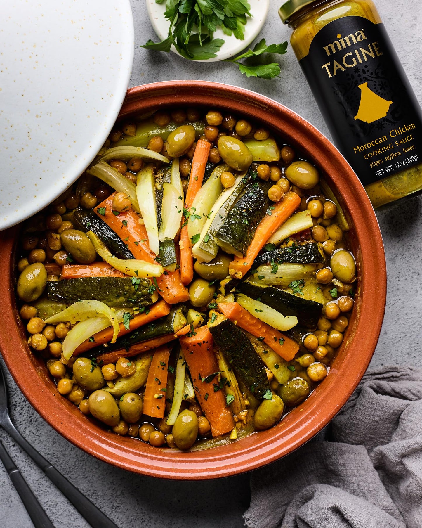 Mina Tagine Moroccan Chicken Simmer Sauce, 12 oz - Classic Ginger Saffron Made with Turmeric, Lemon & Olive Oil, Tagine Seasoning, Chicken Sauce